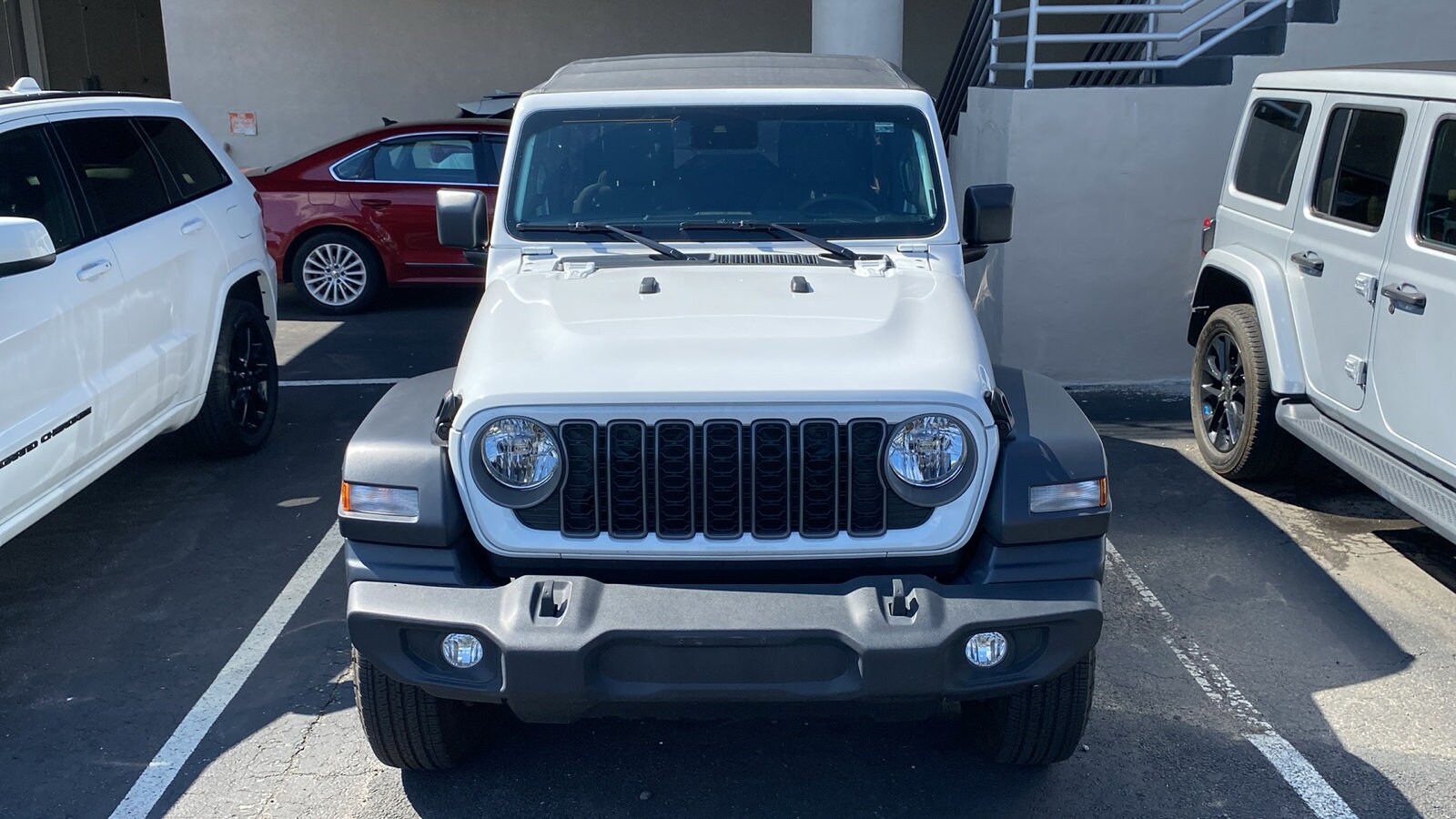 2025 Jeep Wrangler Sport S photo 4