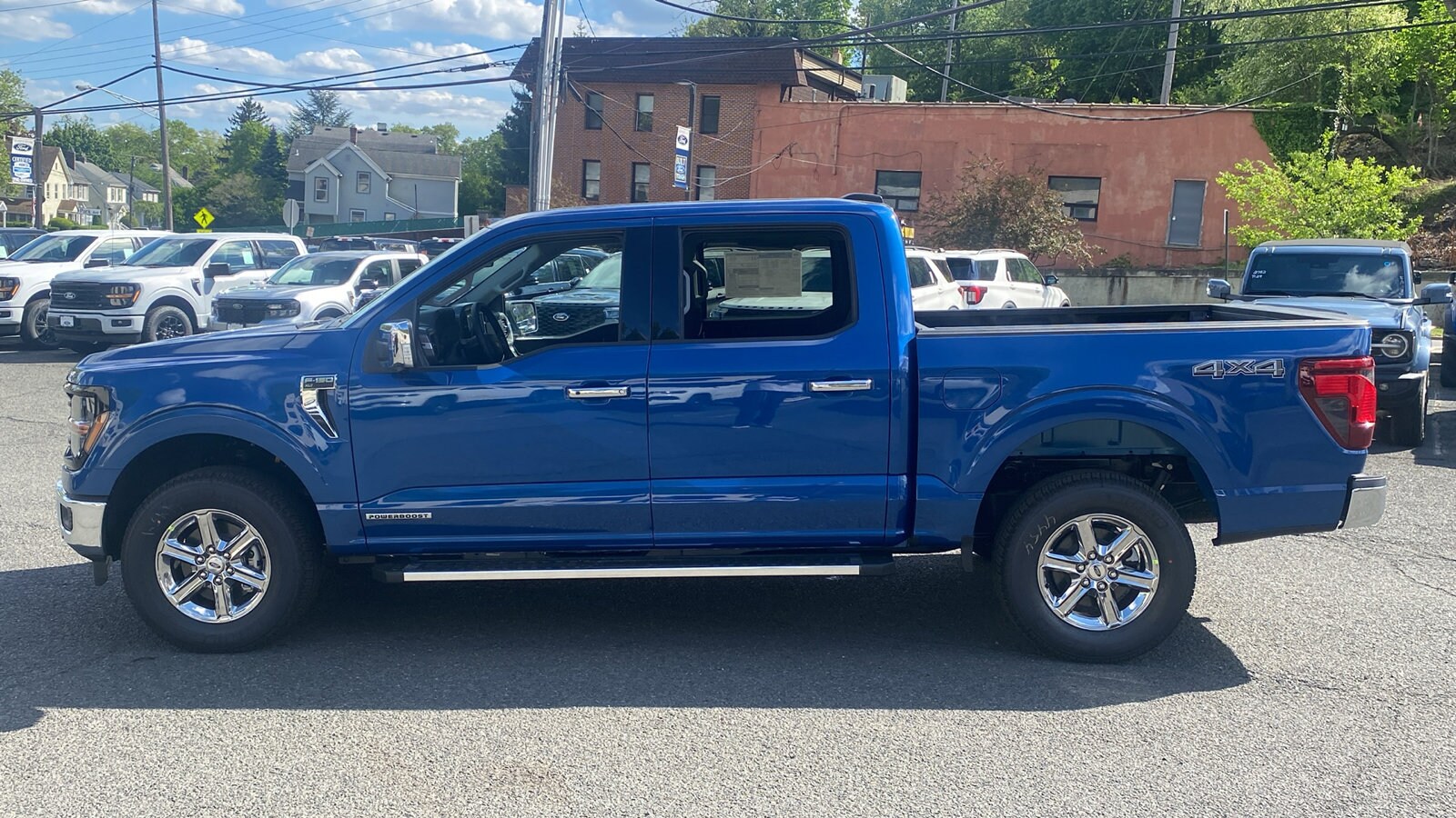 2025 Ford F-150 XLT photo 4
