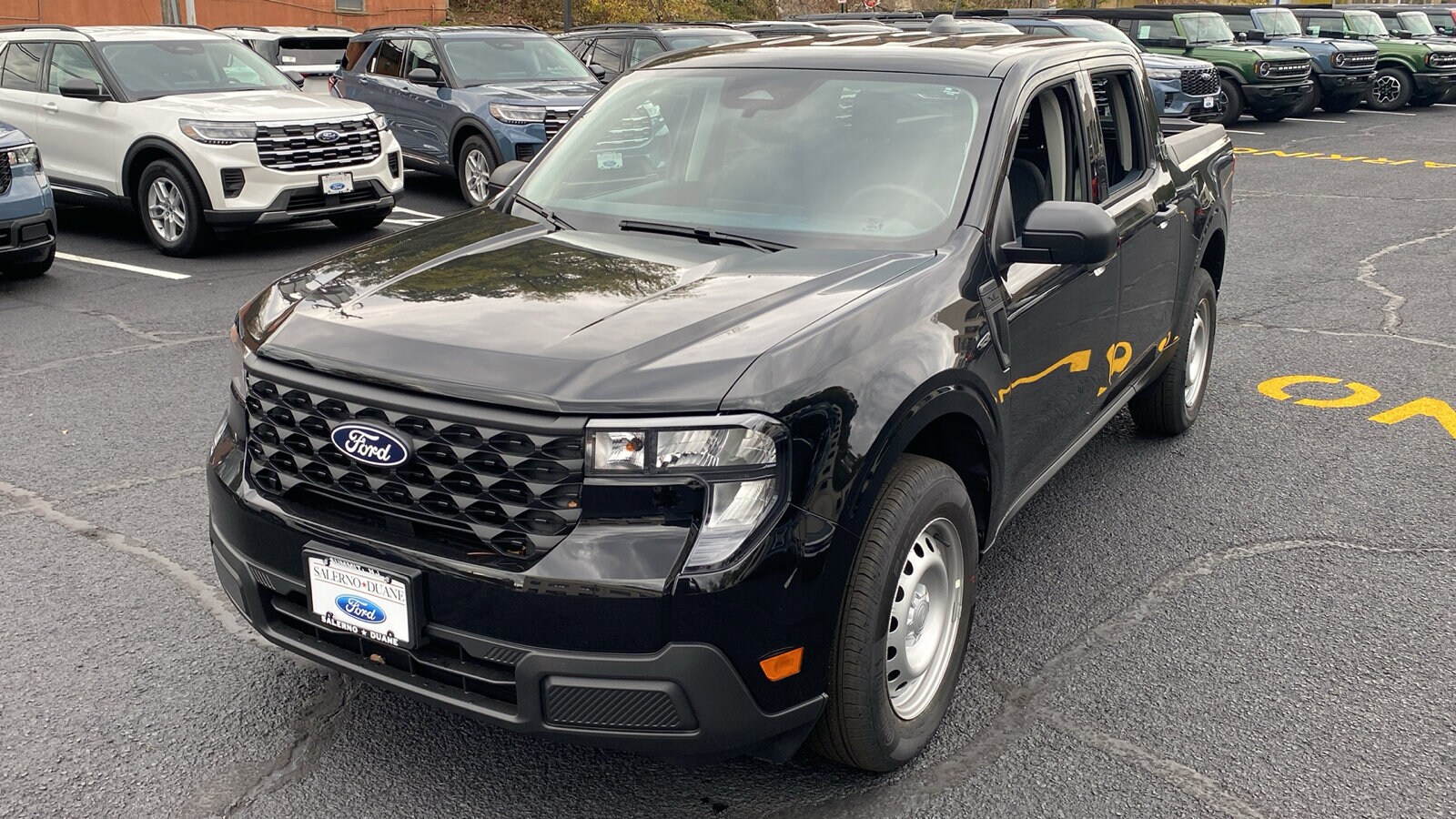 2025 Ford Maverick XL photo 3