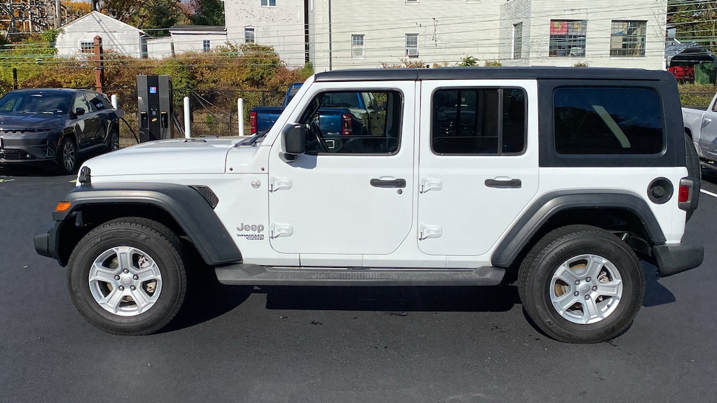 Used 2018 Jeep Wrangler Unlimited Sport S SUV