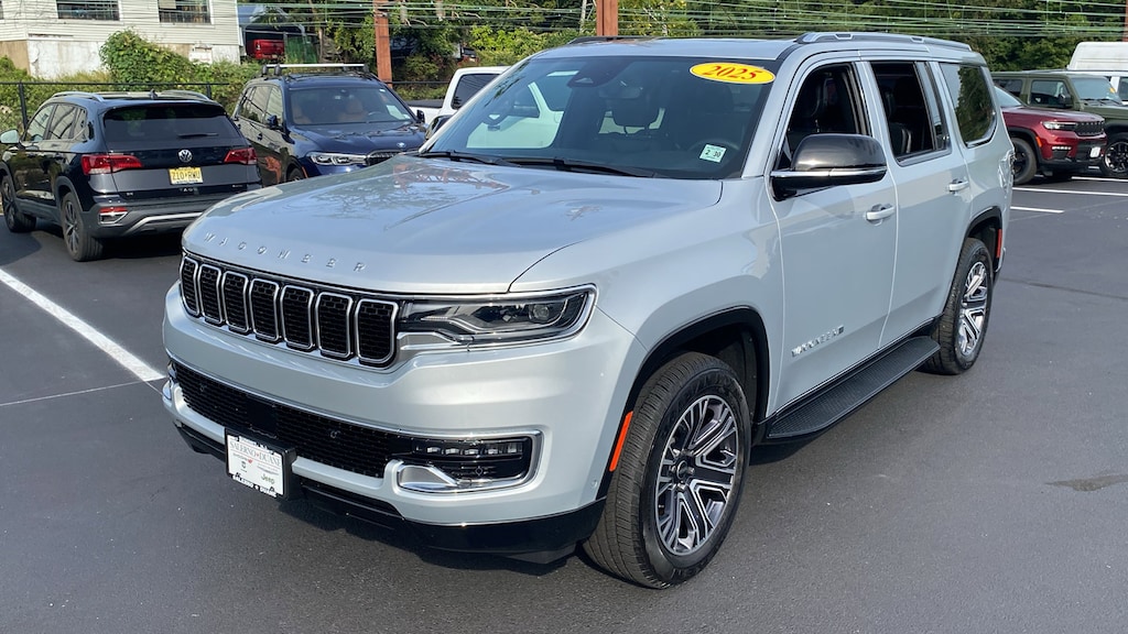 Used 2025 Jeep Wagoneer  SUV