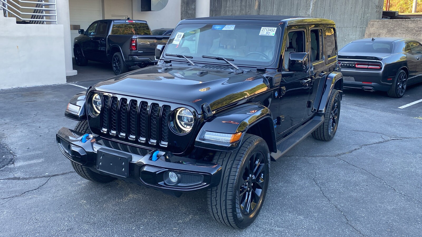 2021 Jeep Wrangler 4xe Unlimited Sahara High Altitude photo 2
