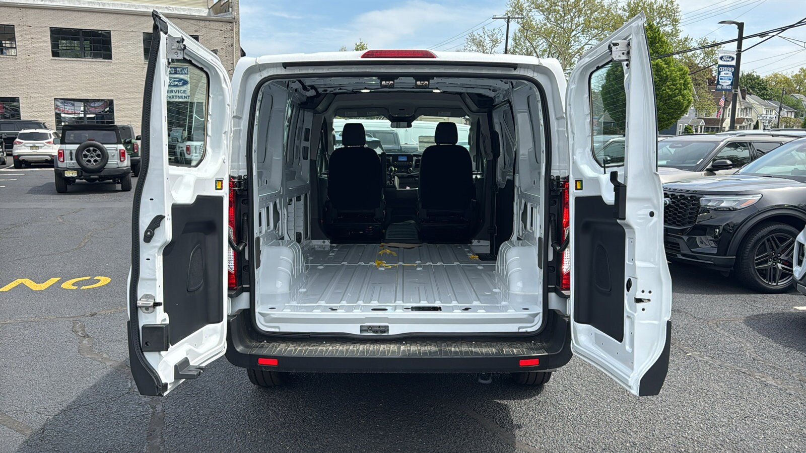 2025 Ford Transit Van Base - Photo 6
