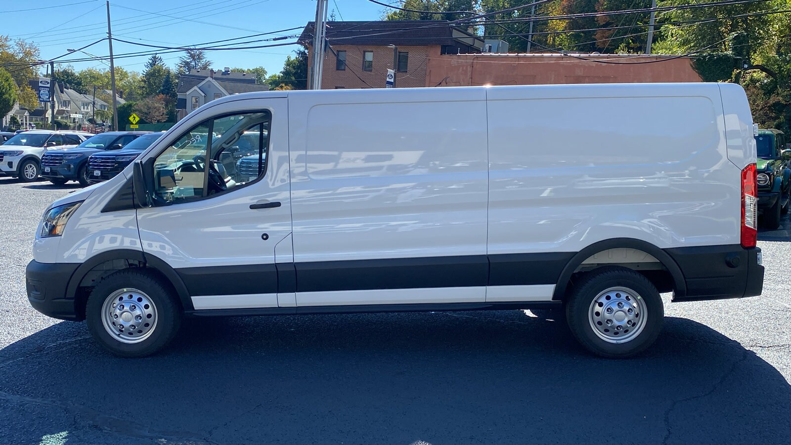 2025 Ford Transit photo 3