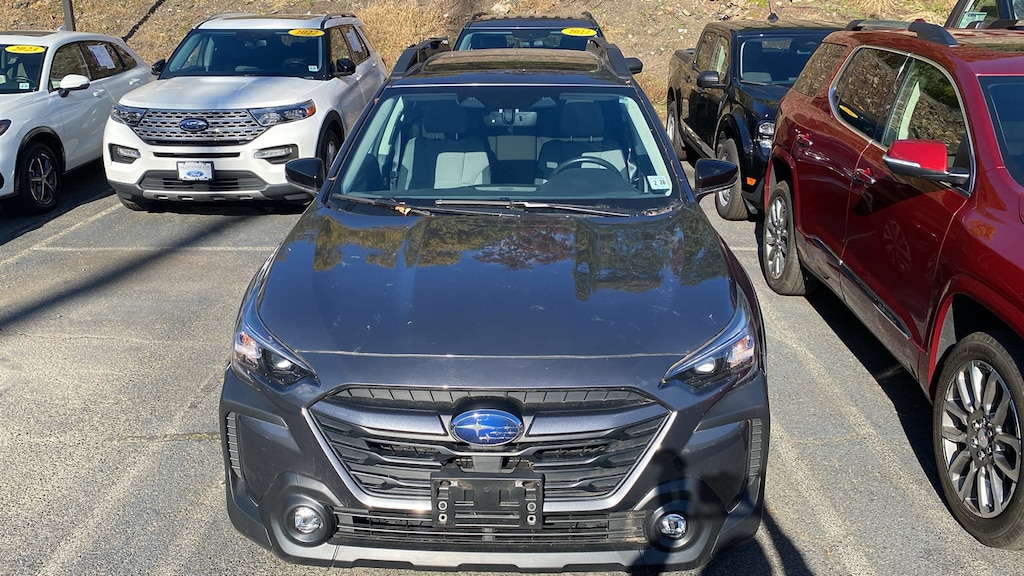 Used 2023 Subaru Outback Premium SUV