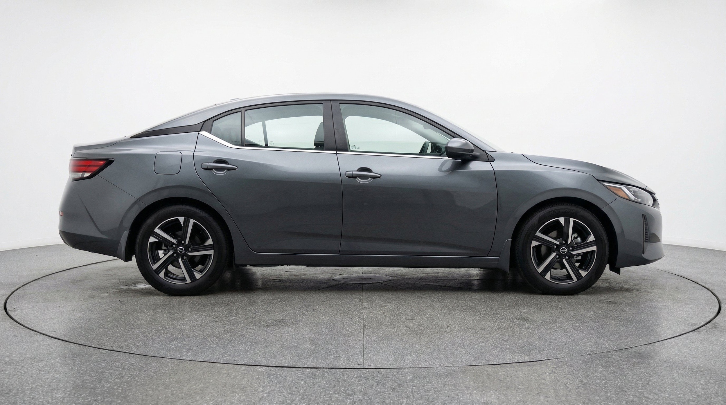 Thumbnail: 2025 Nissan Sentra - 11