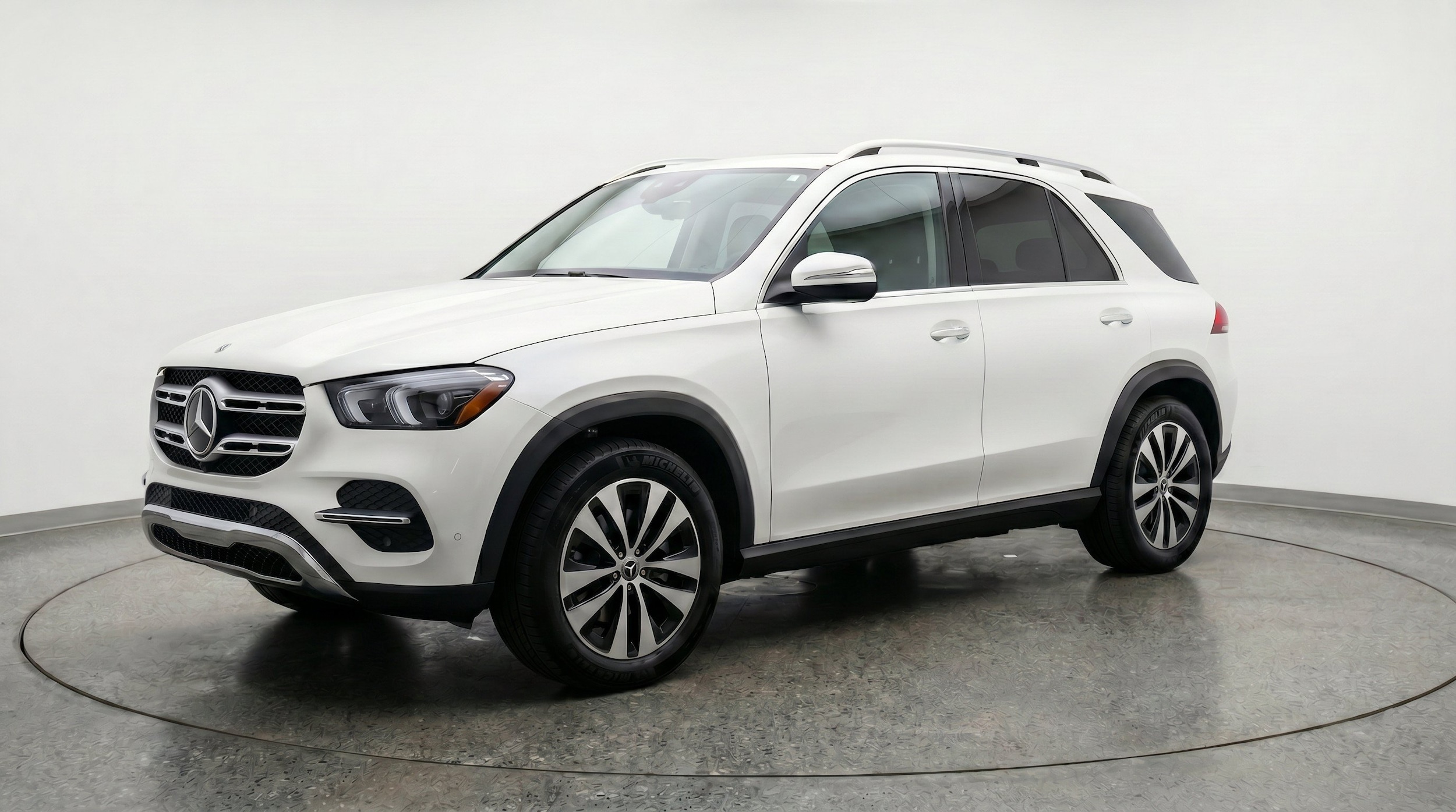 Thumbnail: 2026 Mercedes-Benz GLE - 3