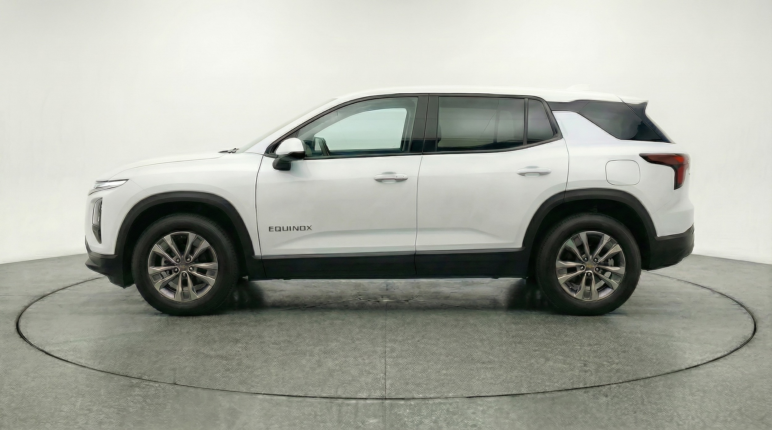 Thumbnail: 2025 Chevrolet Equinox - 4