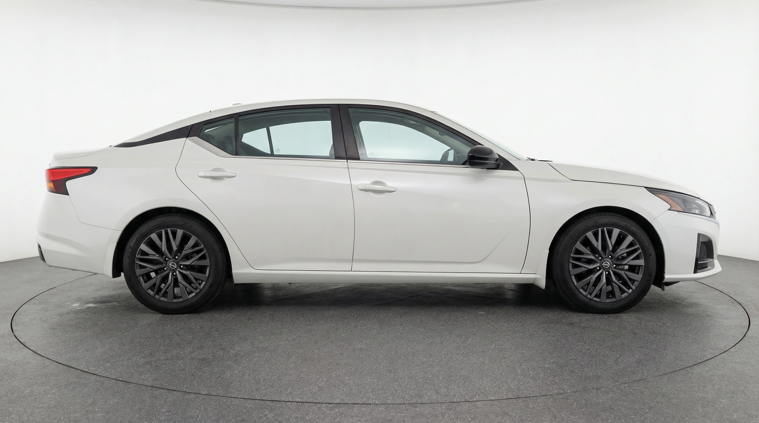 Thumbnail: 2025 Nissan Altima - 8
