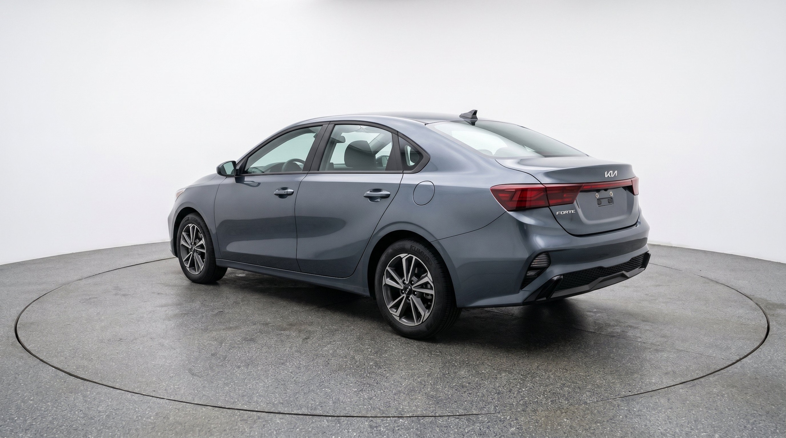 Thumbnail: 2024 Kia Forte - 6