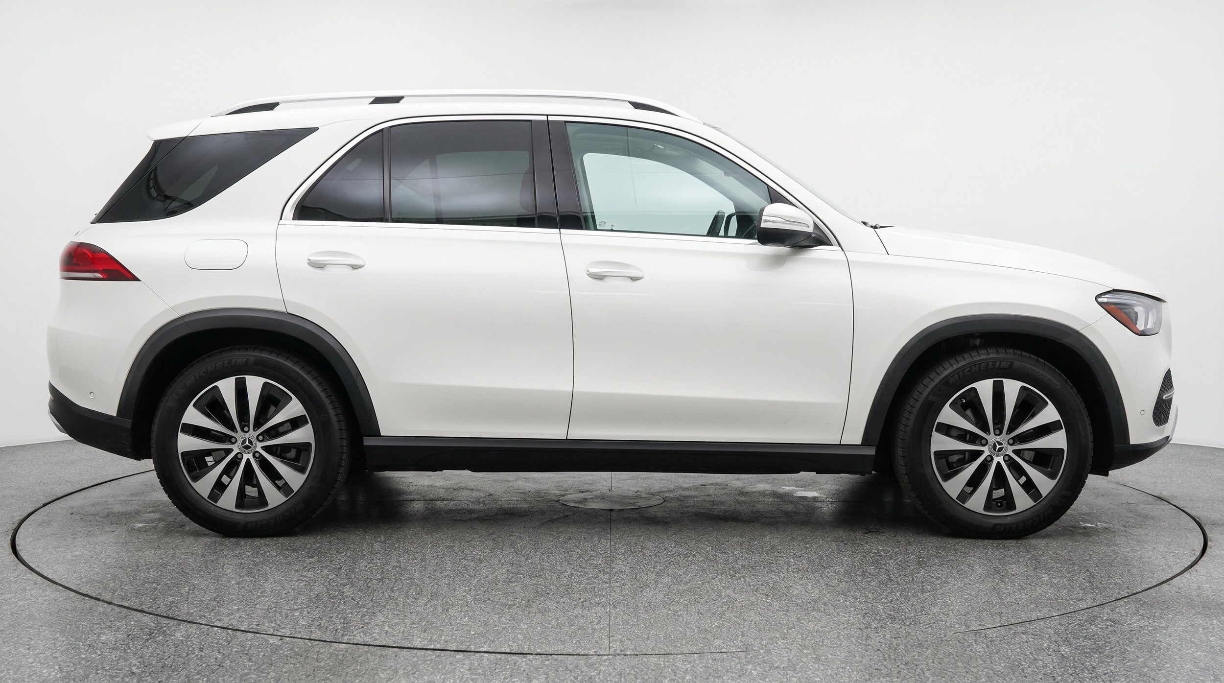 Thumbnail: 2026 Mercedes-Benz GLE - 11