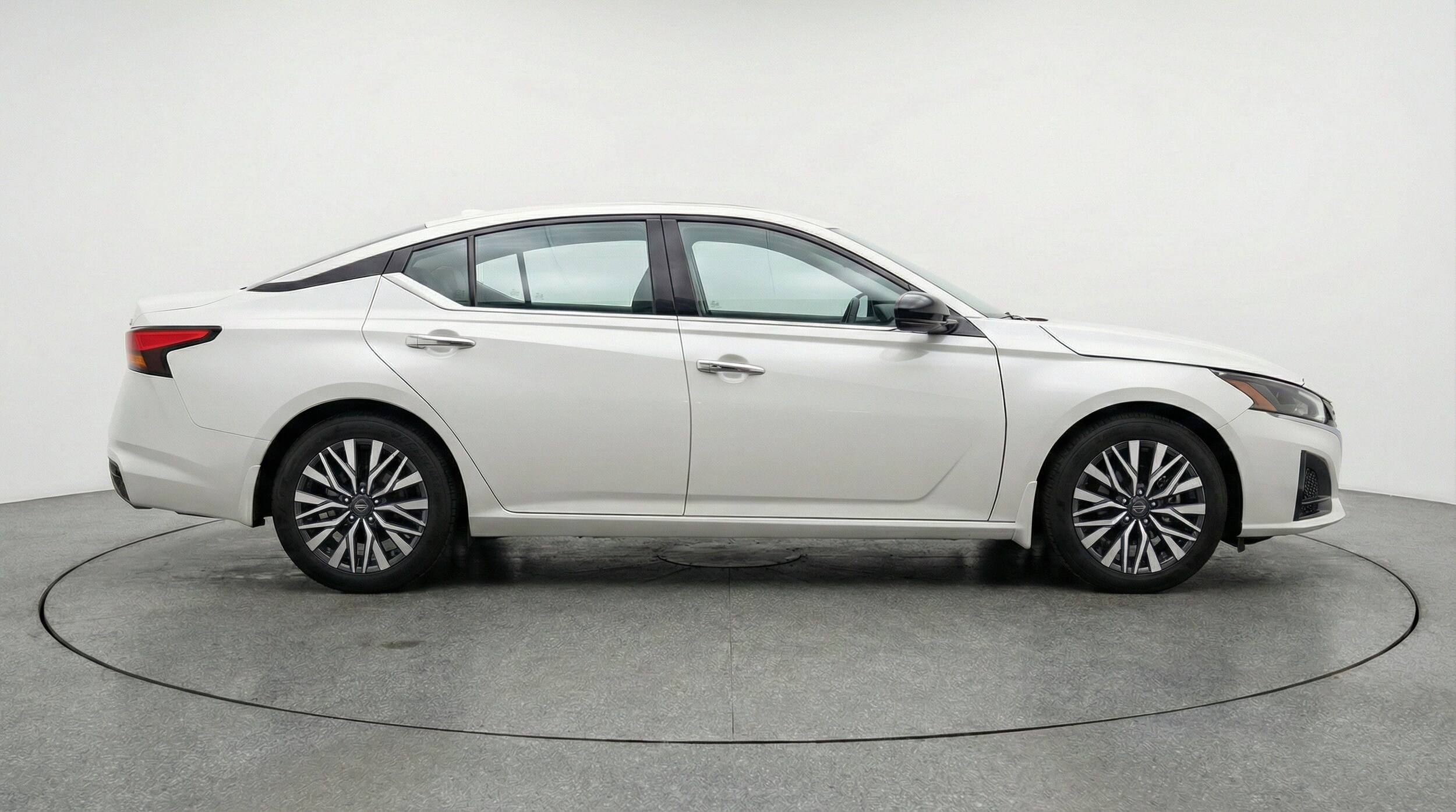 Thumbnail: 2025 Nissan Altima - 11