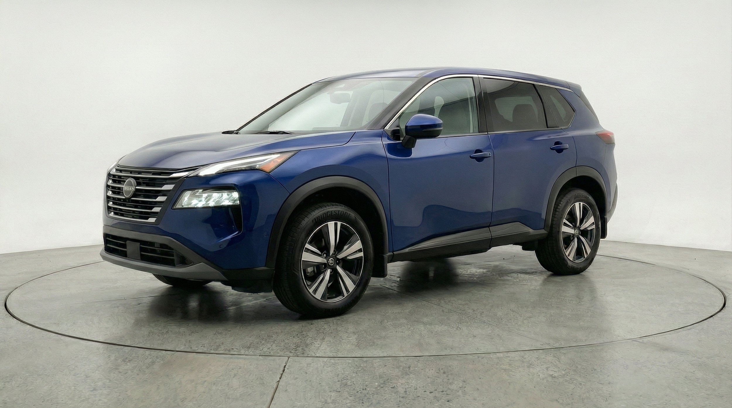 Thumbnail: 2026 Nissan Rogue - 3