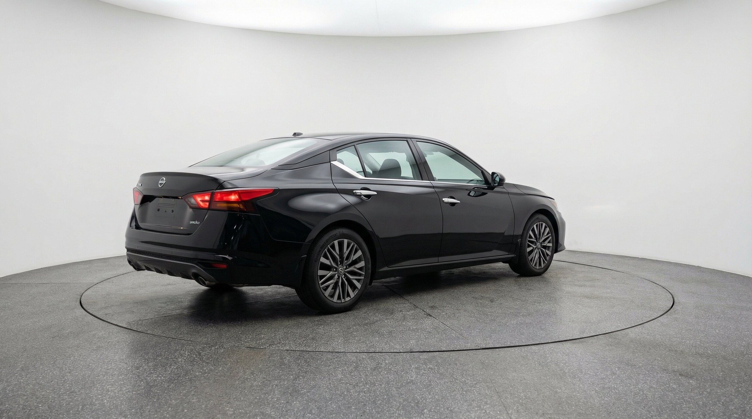 Thumbnail: 2025 Nissan Altima - 9