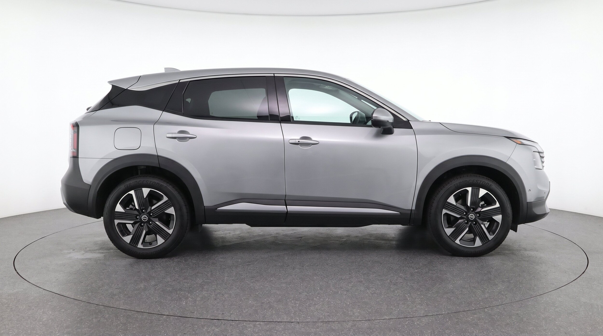 Thumbnail: 2026 Nissan Kicks - 11