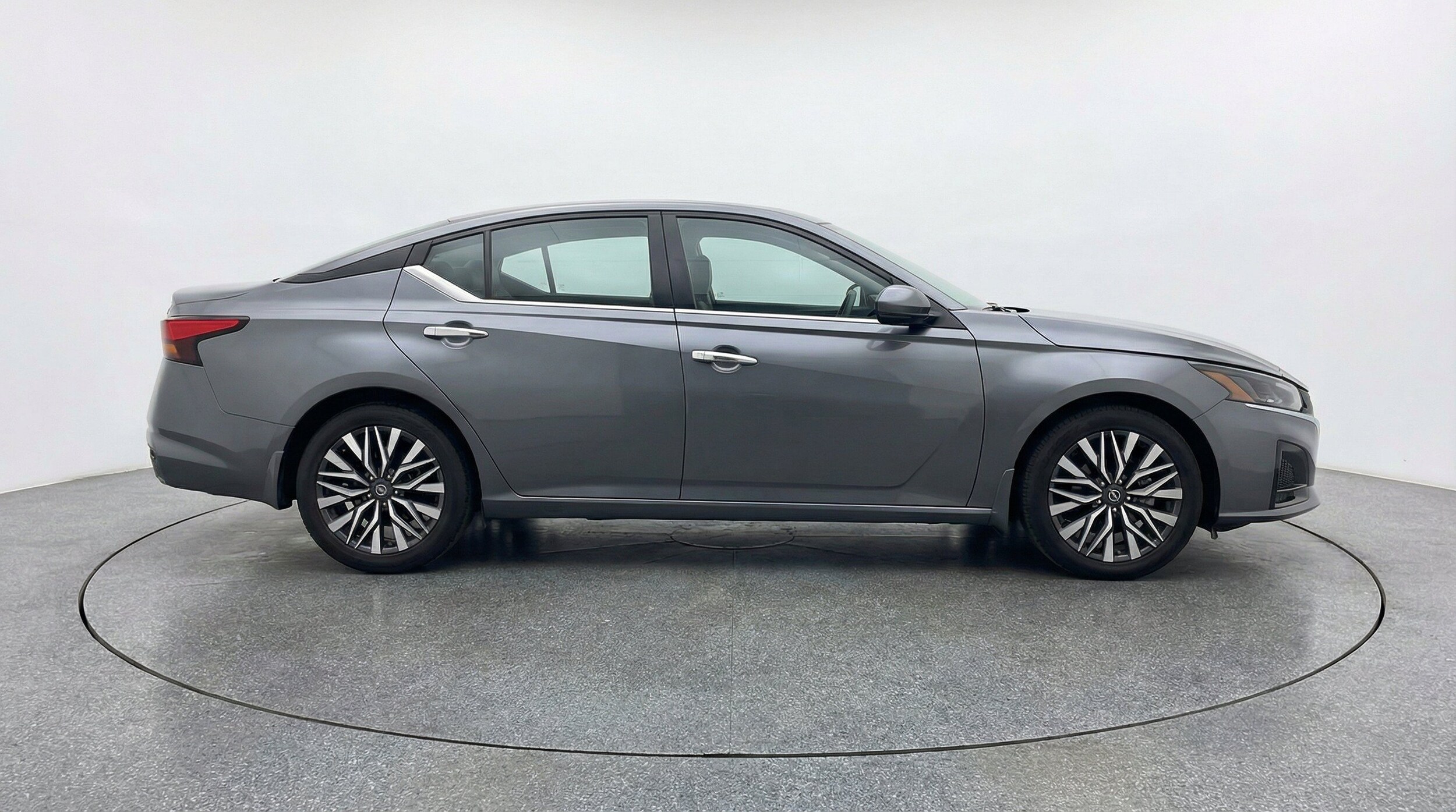Thumbnail: 2025 Nissan Altima - 11