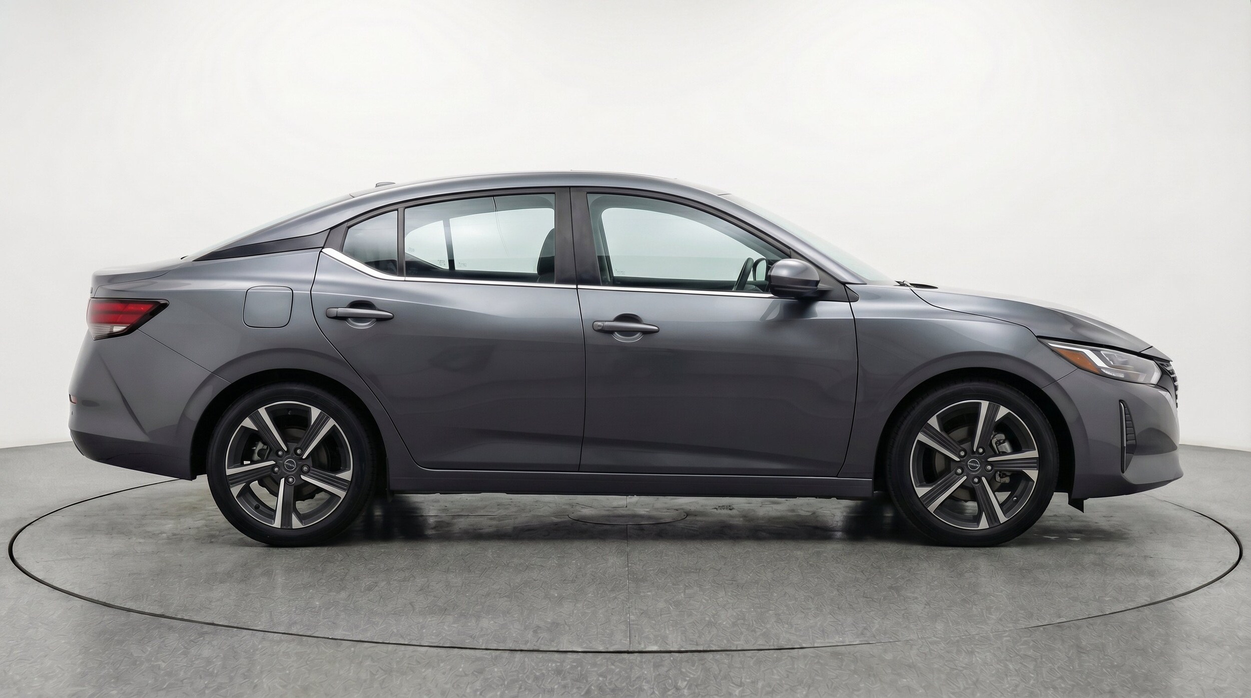 Thumbnail: 2025 Nissan Sentra - 11