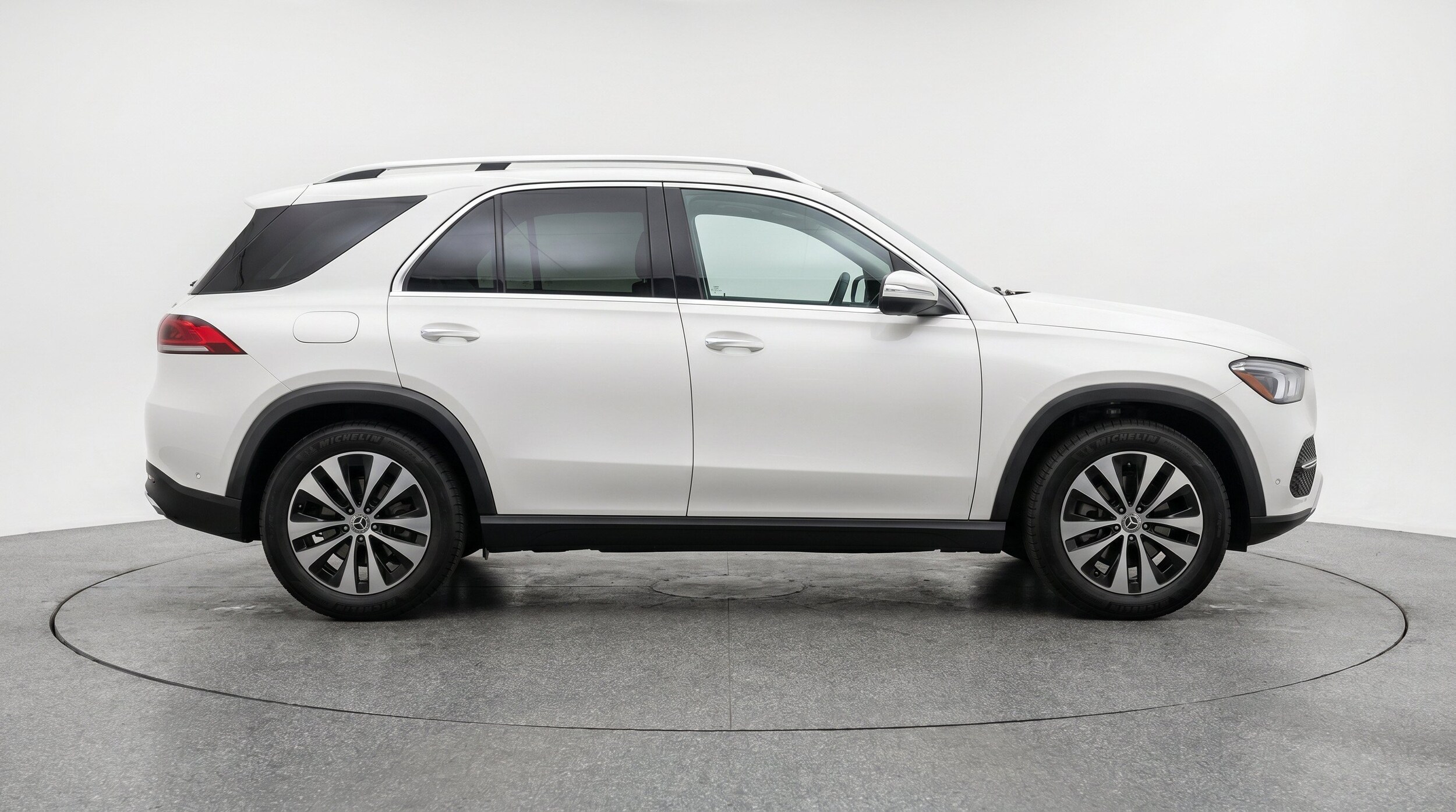 Thumbnail: 2026 Mercedes-Benz GLE - 11
