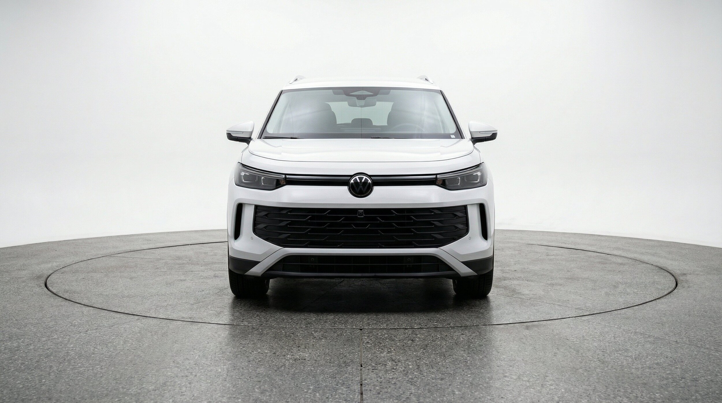 Thumbnail: 2026 Volkswagen Tiguan - 2