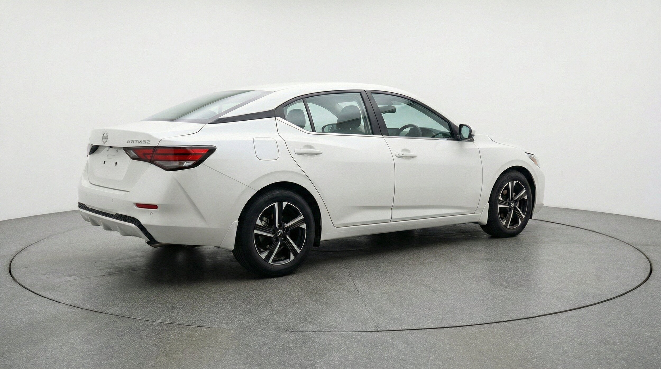Thumbnail: 2025 Nissan Sentra - 9