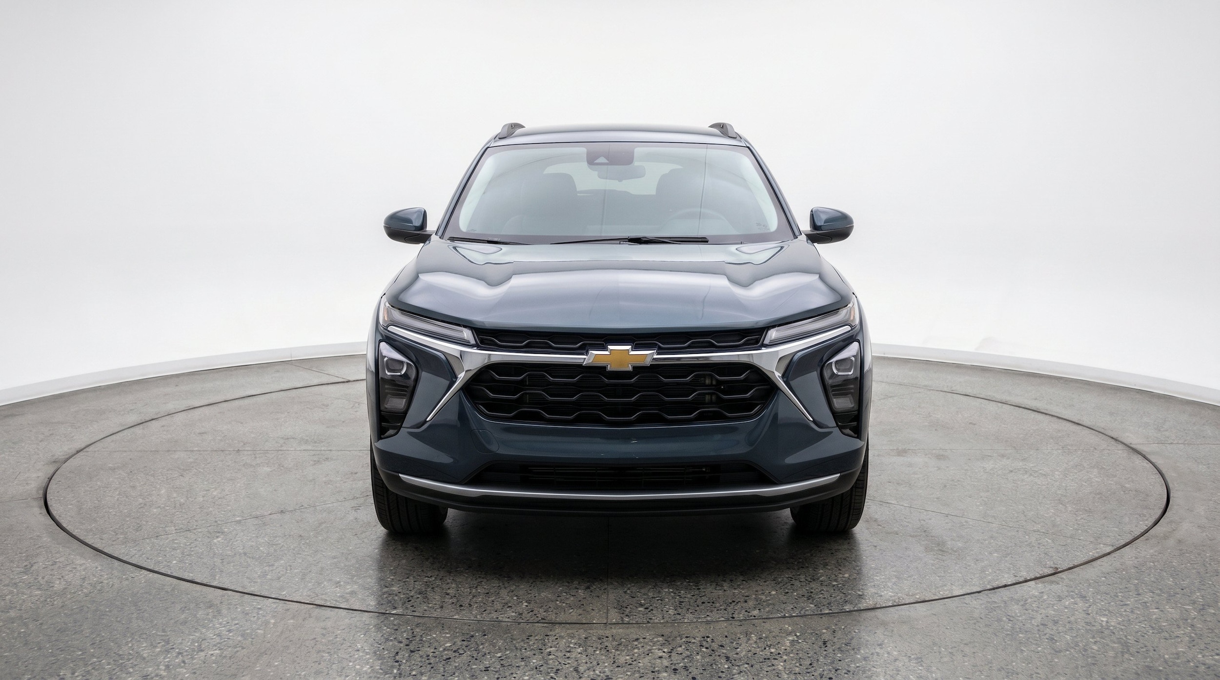 Thumbnail: 2025 Chevrolet Trax - 2