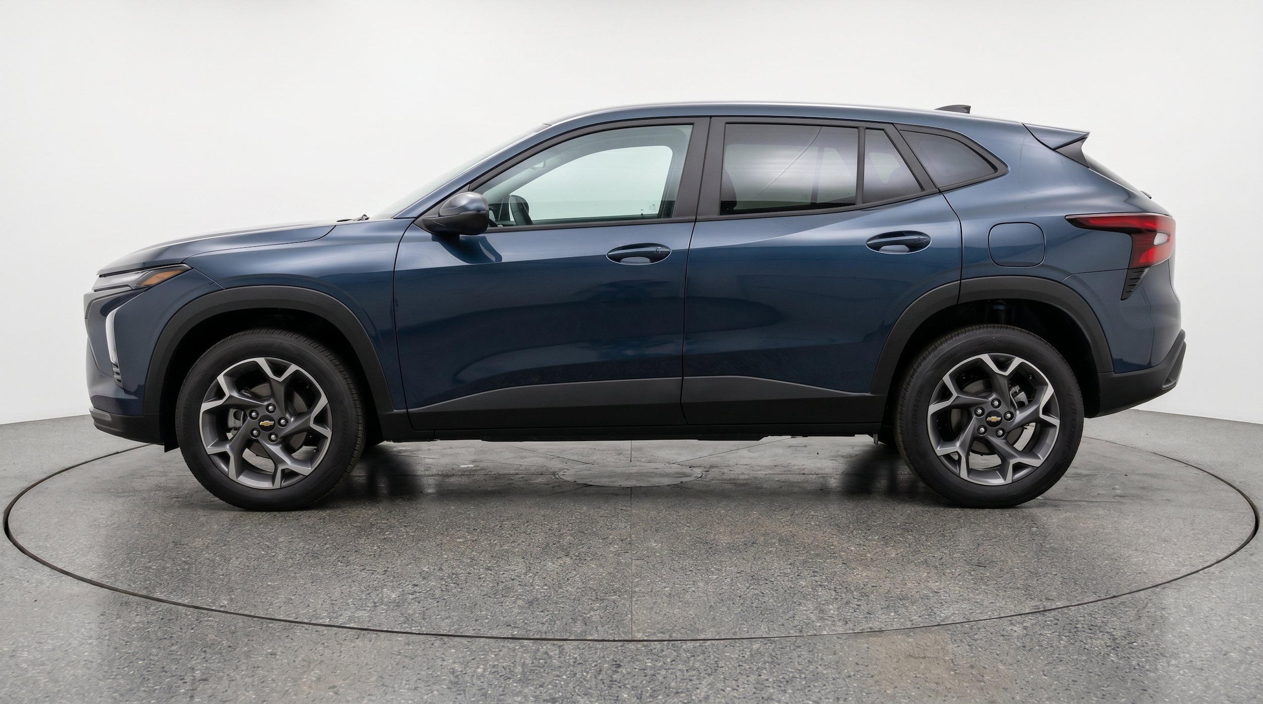 Thumbnail: 2025 Chevrolet Trax - 5