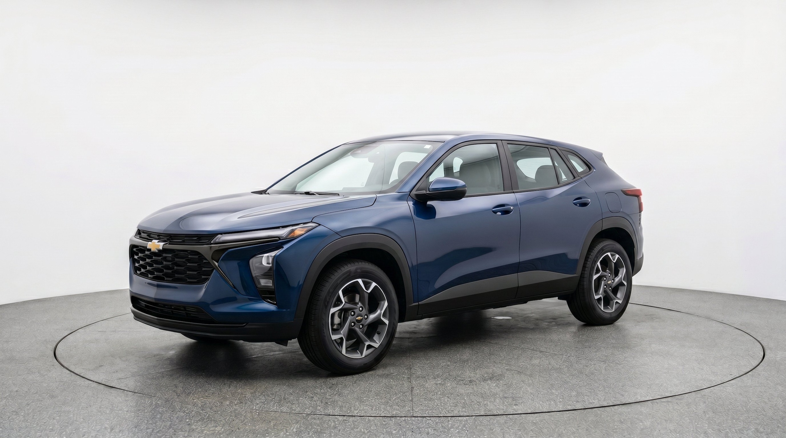 Thumbnail: 2025 Chevrolet Trax - 3
