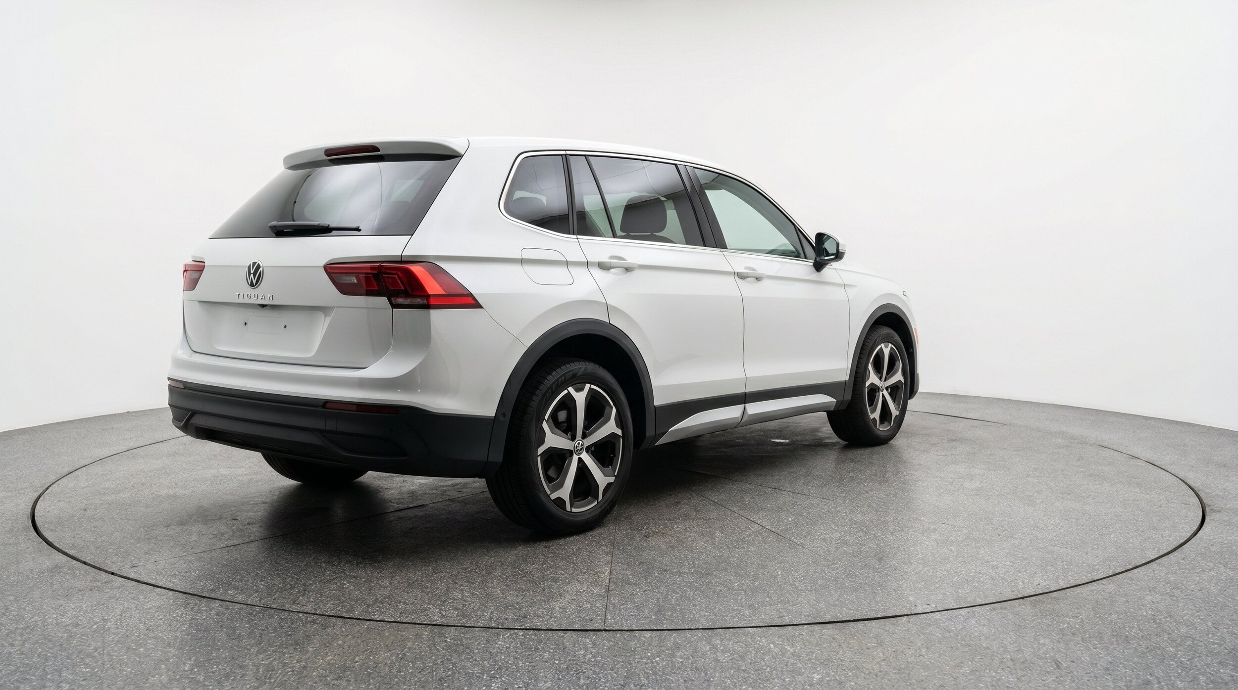 Thumbnail: 2026 Volkswagen Tiguan - 9