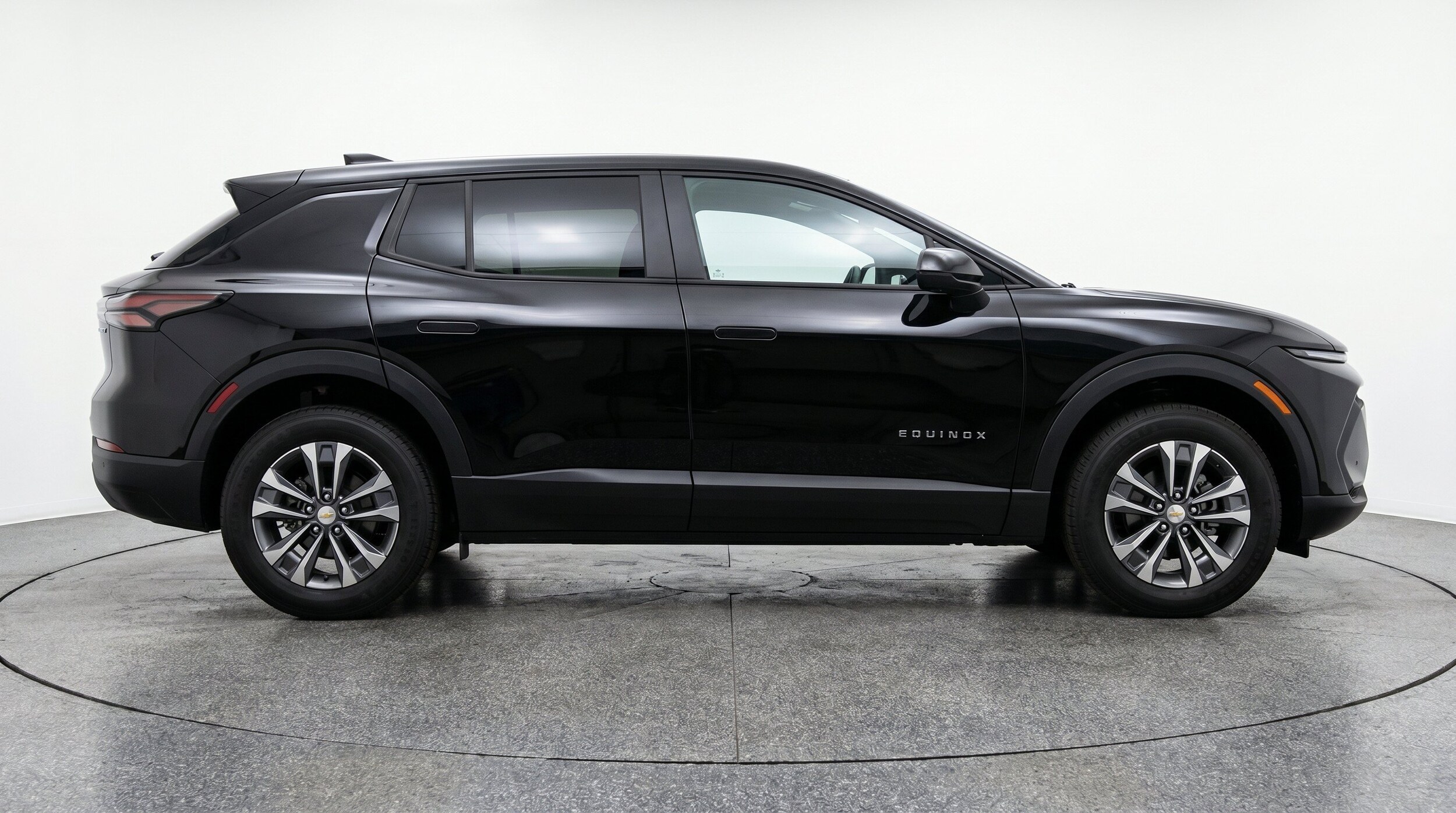 Thumbnail: 2025 Chevrolet Equinox - 11
