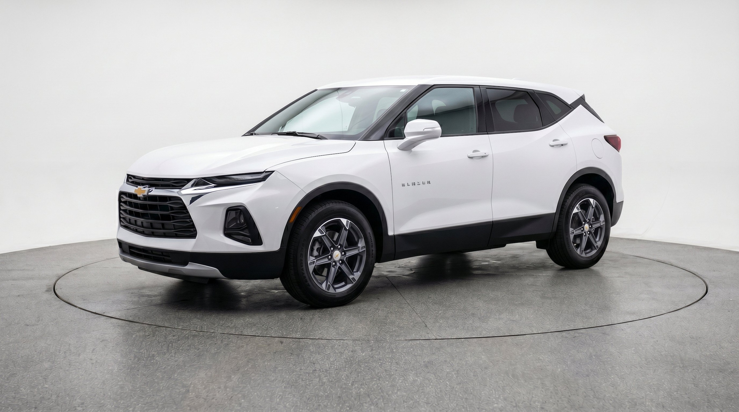 Thumbnail: 2026 Chevrolet Blazer - 3