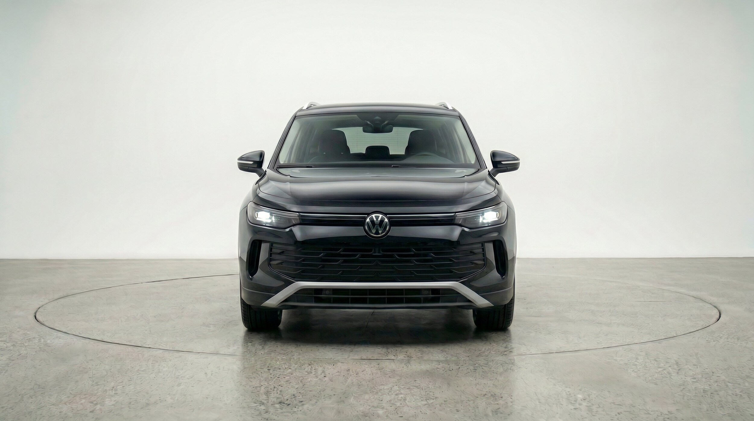 Thumbnail: 2026 Volkswagen Tiguan - 2