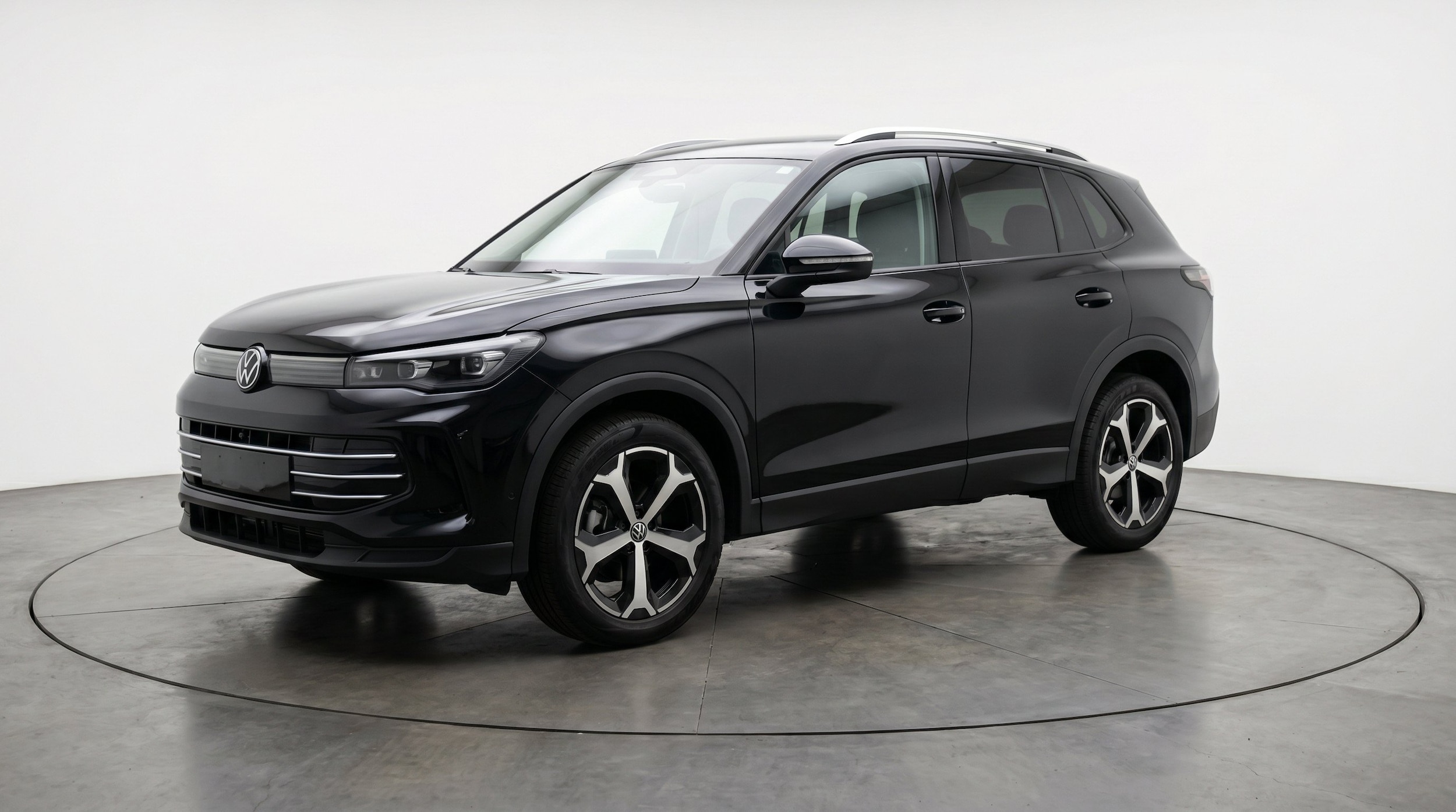 Thumbnail: 2026 Volkswagen Tiguan - 3