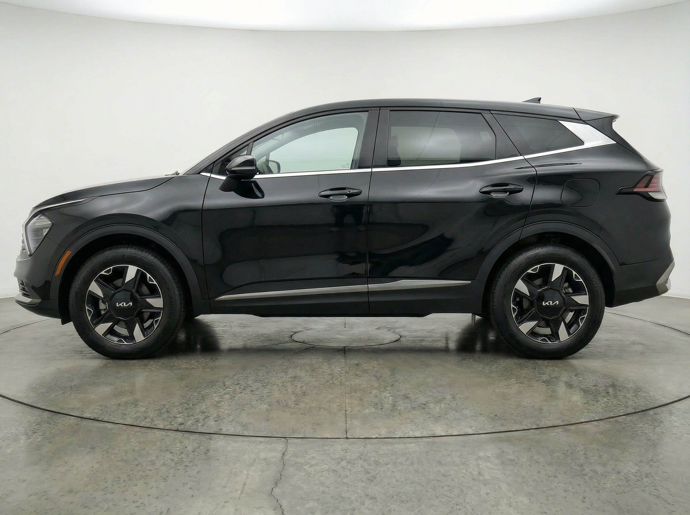 Thumbnail: 2026 Kia Sportage - 5