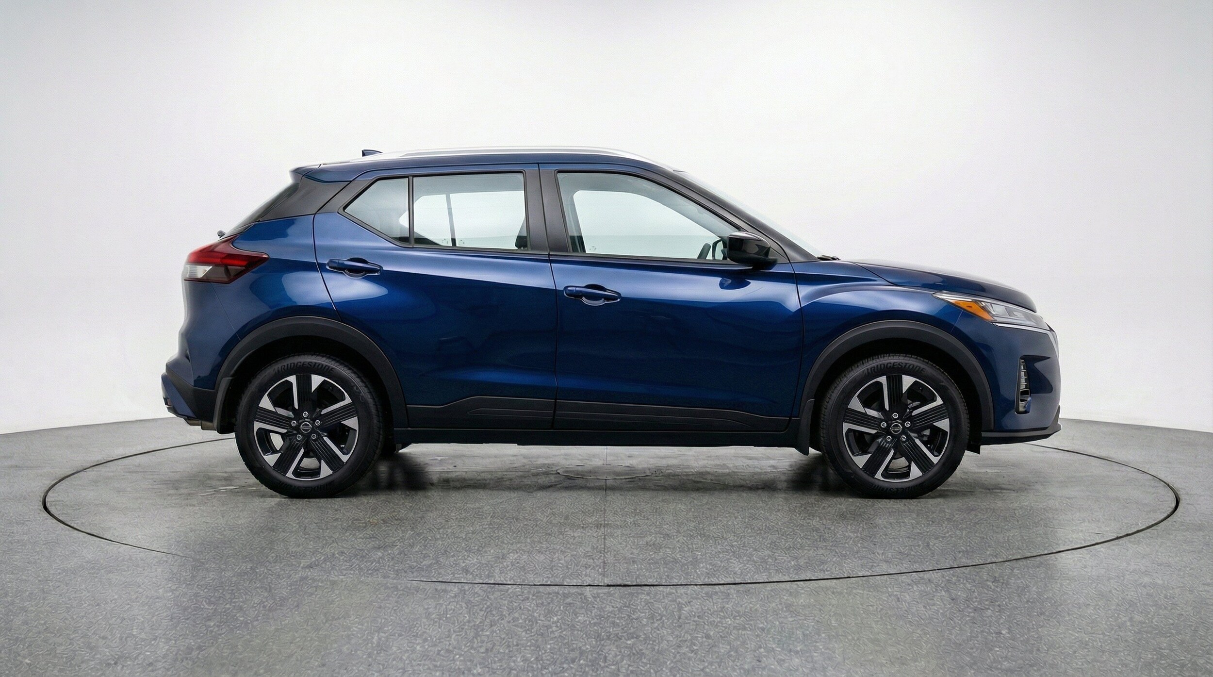 Thumbnail: 2026 Nissan Kicks - 11