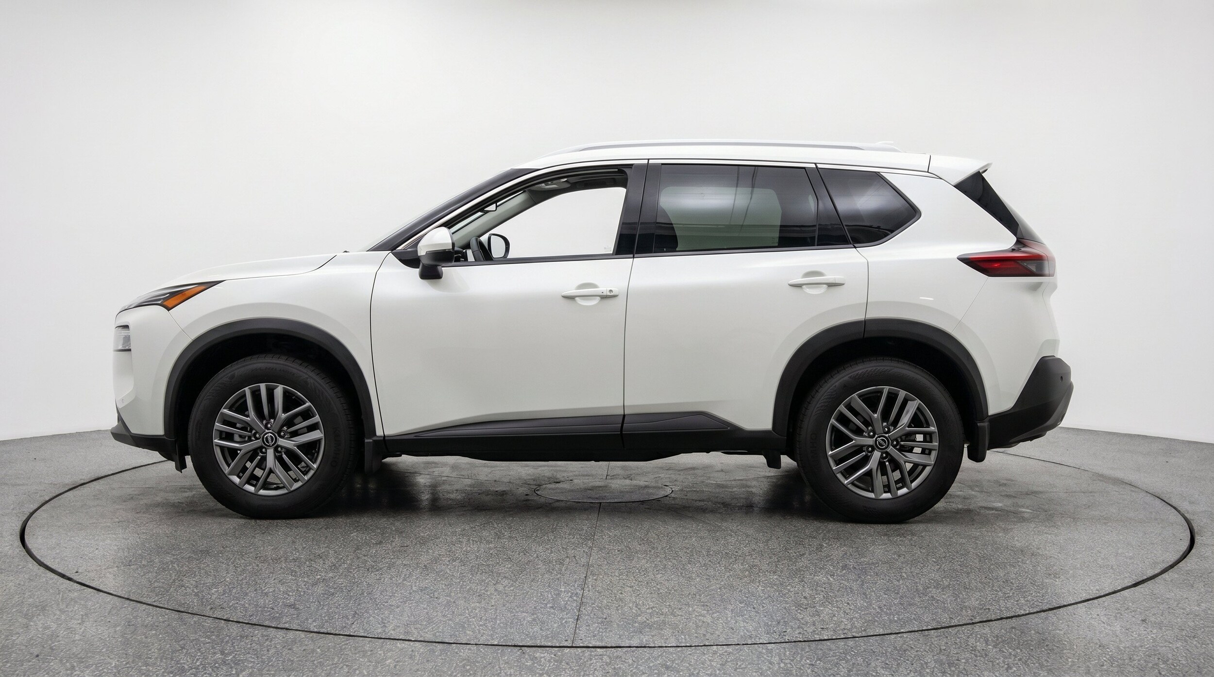 Thumbnail: 2026 Nissan Rogue - 5