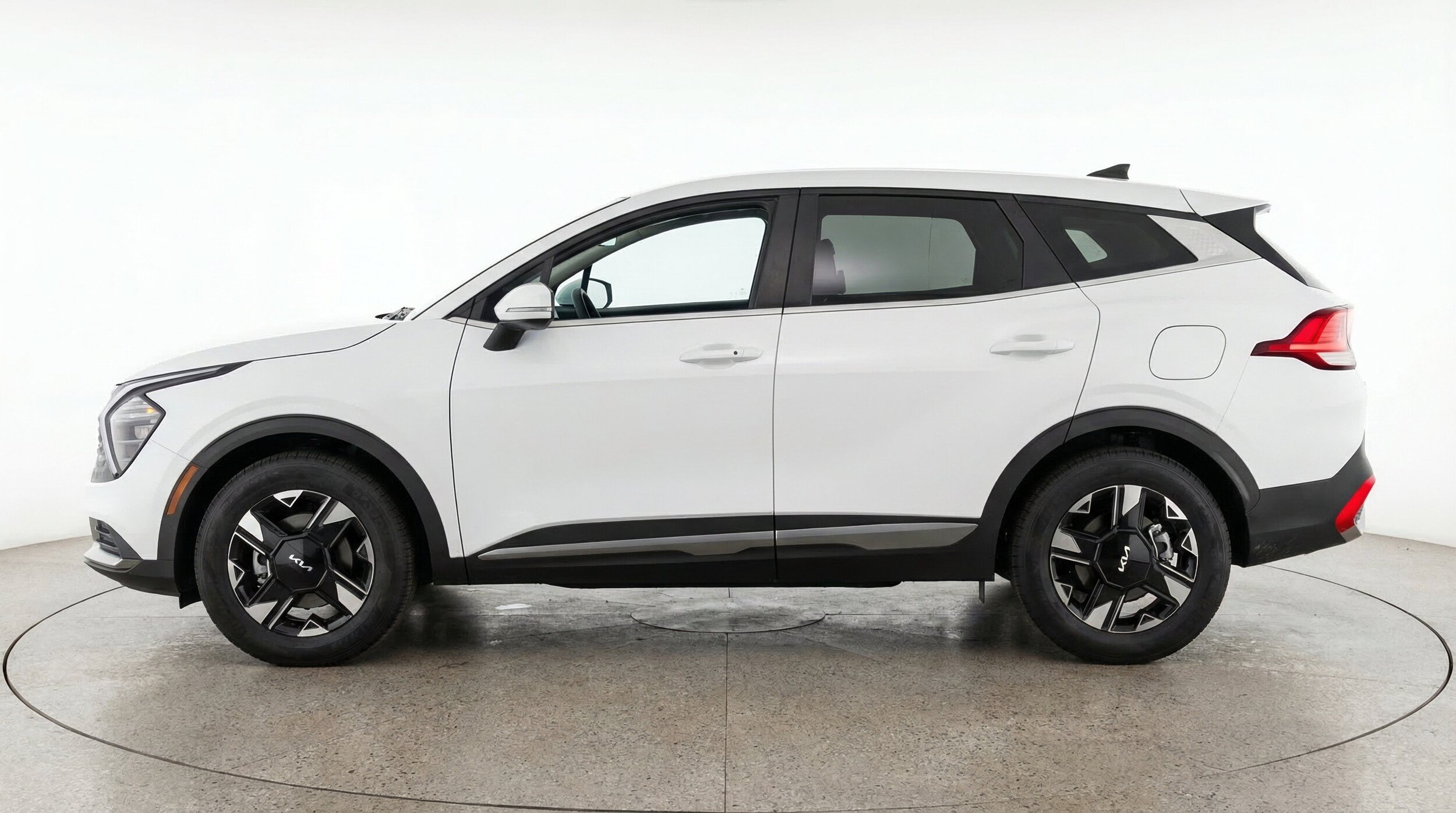 Thumbnail: 2026 Kia Sportage - 5