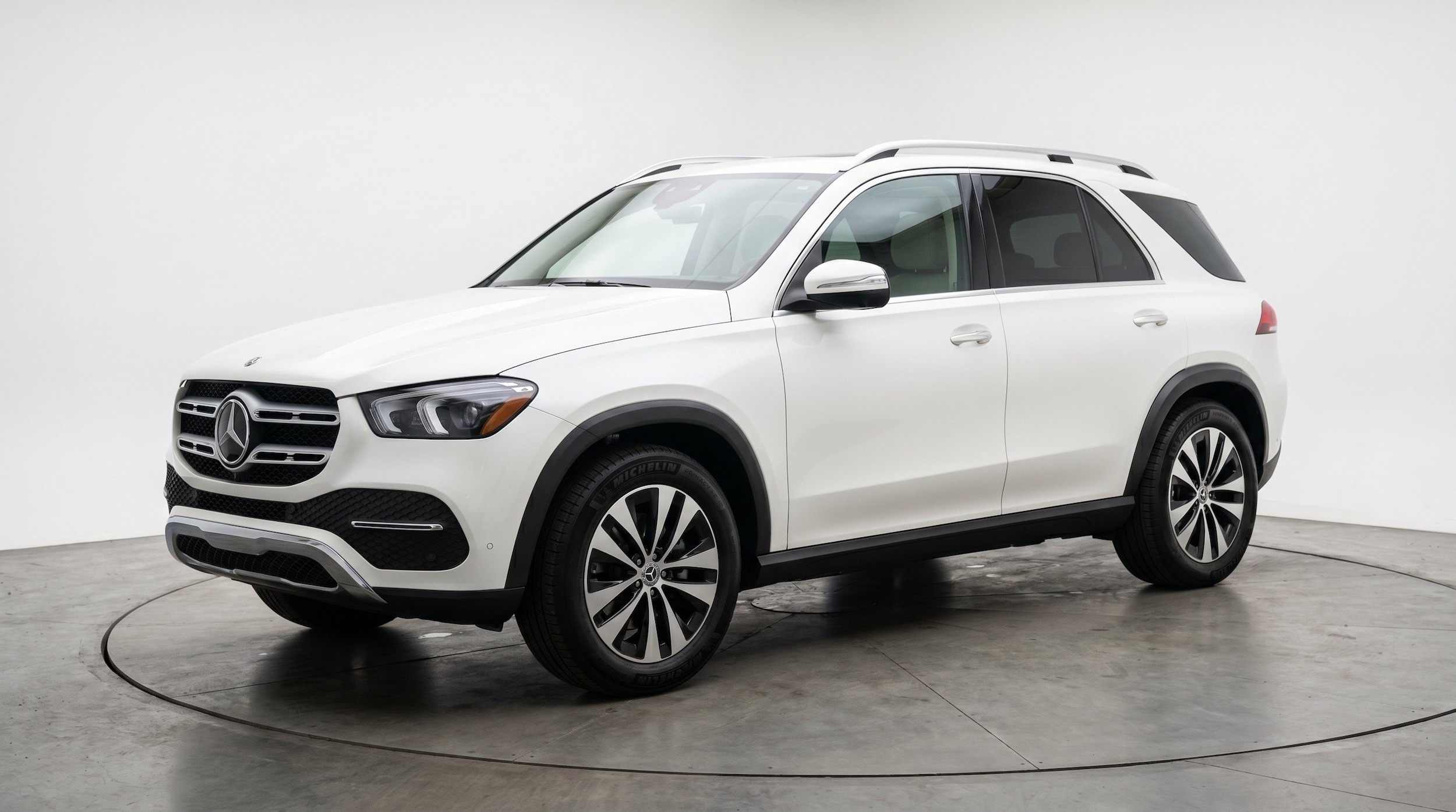 Thumbnail: 2026 Mercedes-Benz GLE - 3