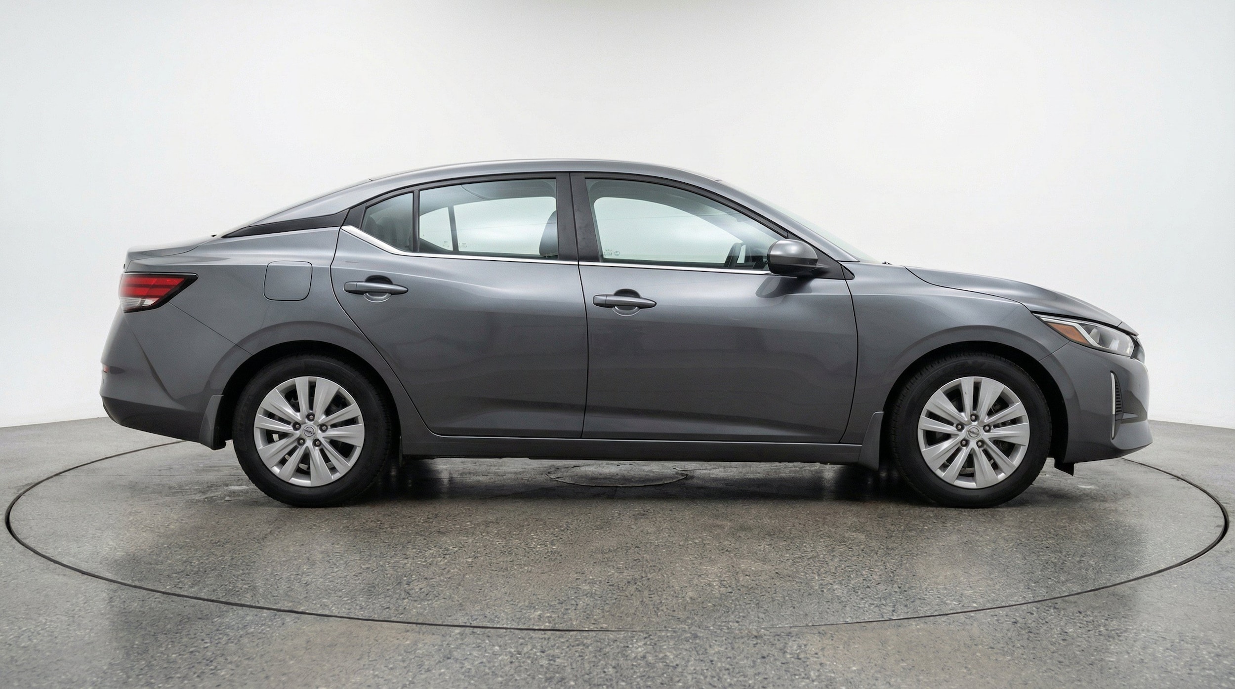 2025 Nissan Sentra S - Photo 11