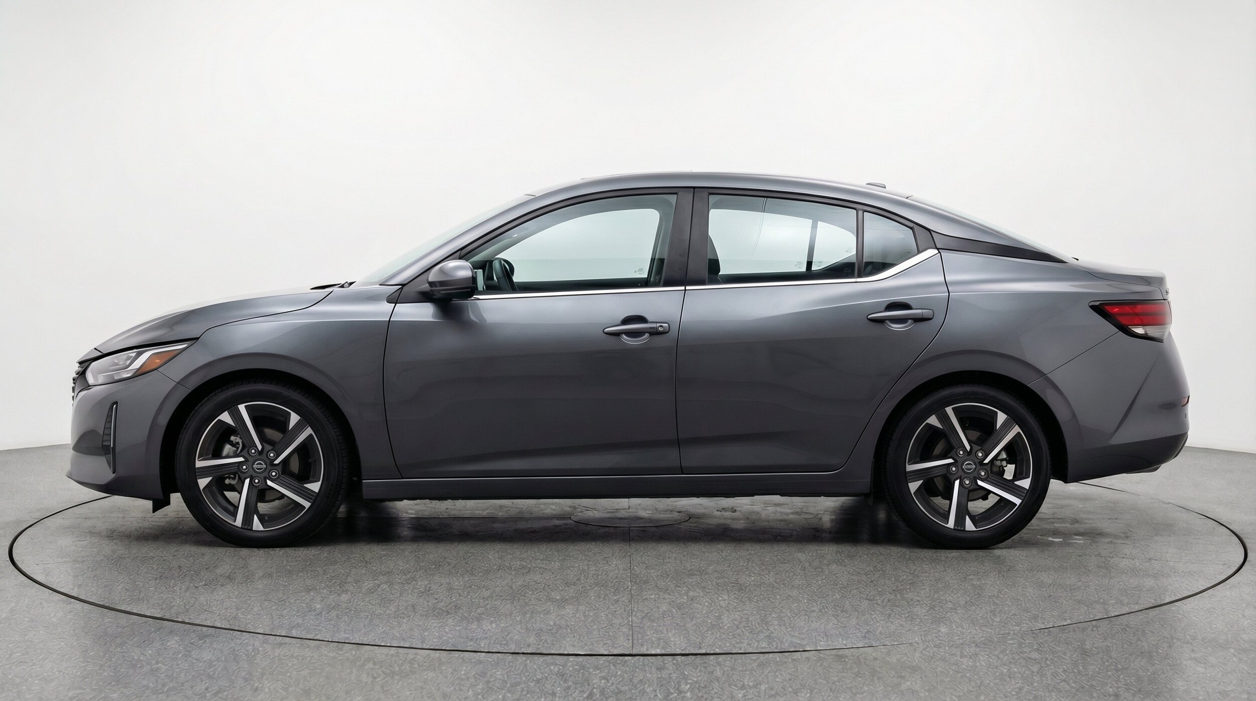 Thumbnail: 2025 Nissan Sentra - 5