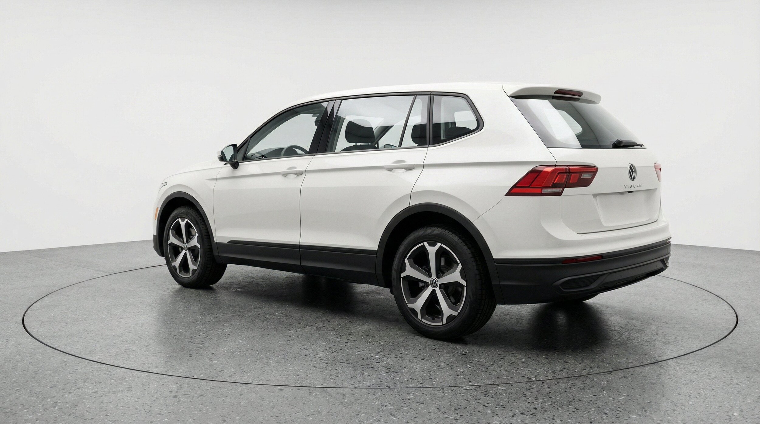 Thumbnail: 2026 Volkswagen Tiguan - 6