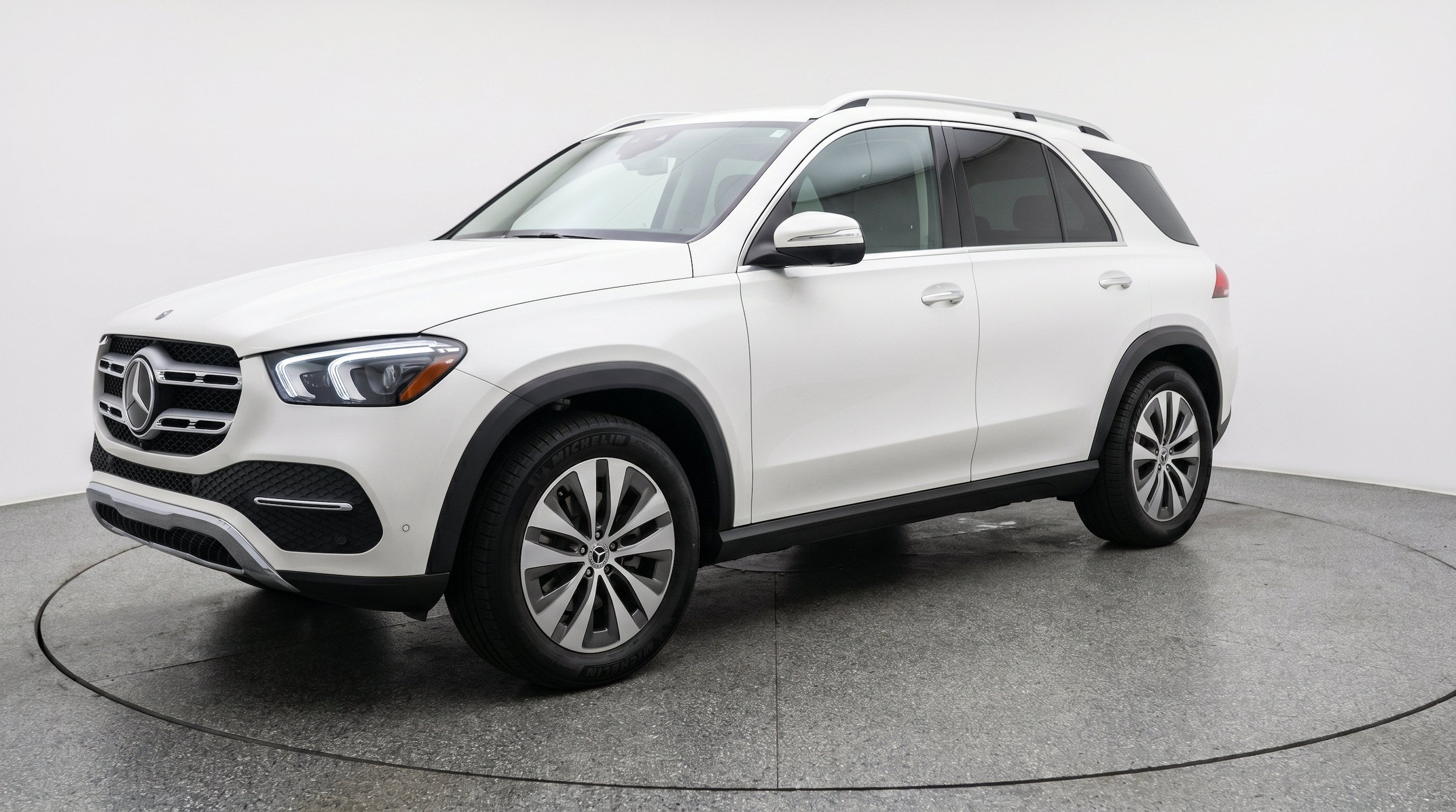 Thumbnail: 2026 Mercedes-Benz GLE - 3