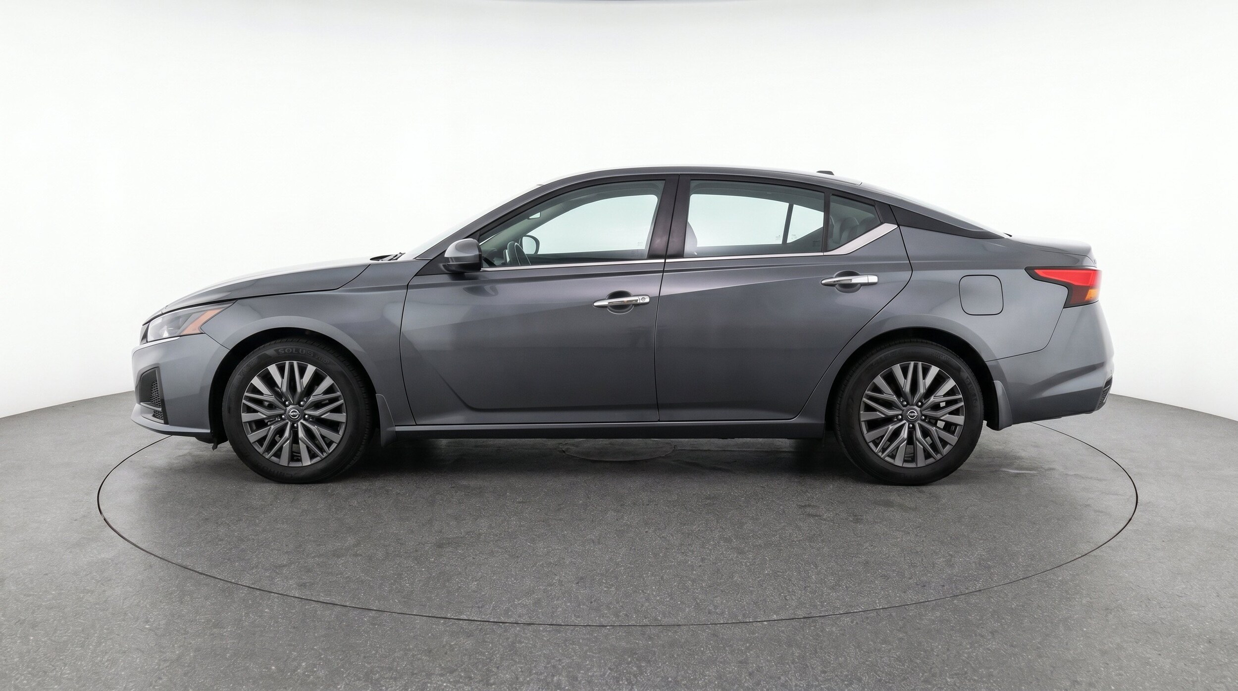 Thumbnail: 2025 Nissan Altima - 5