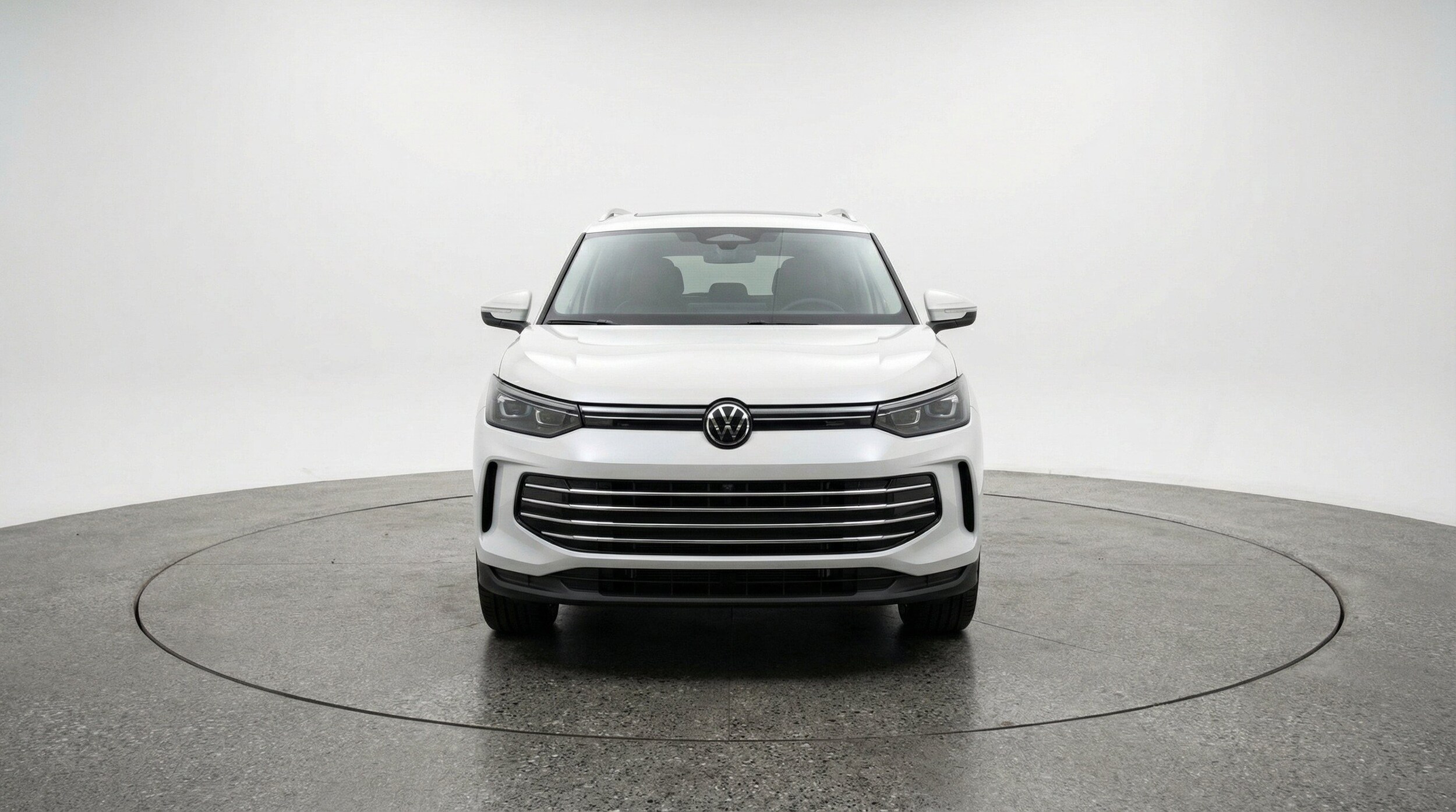 Thumbnail: 2026 Volkswagen Tiguan - 2