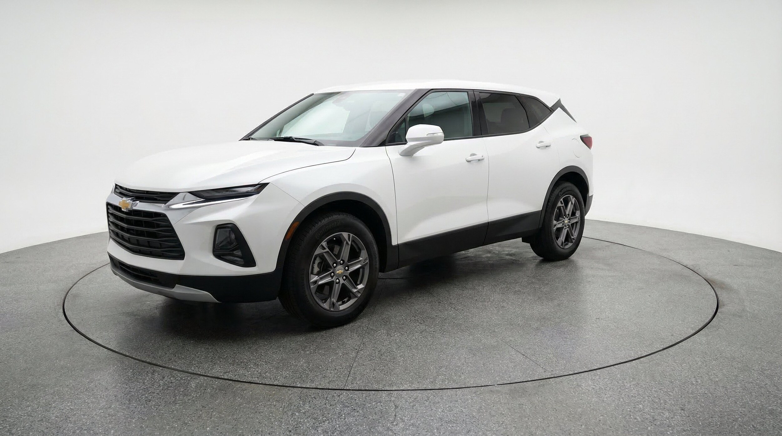 Thumbnail: 2025 Chevrolet Blazer - 3