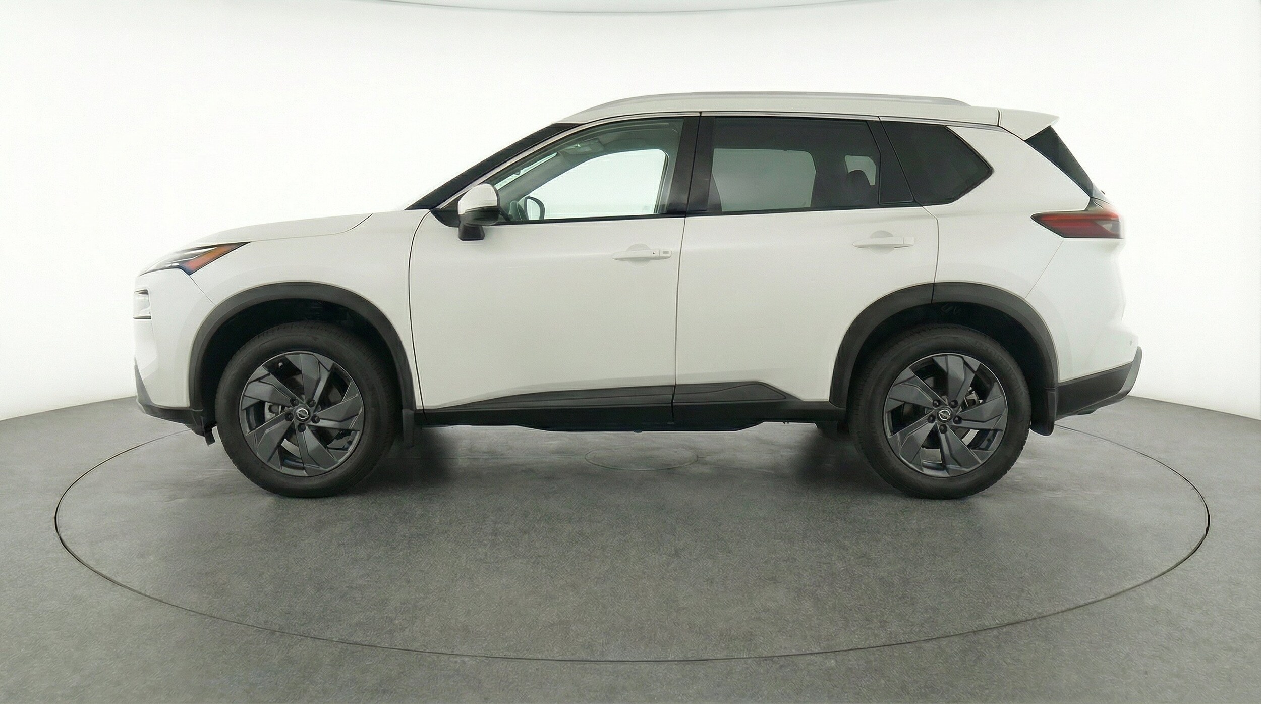 Thumbnail: 2026 Nissan Rogue - 5