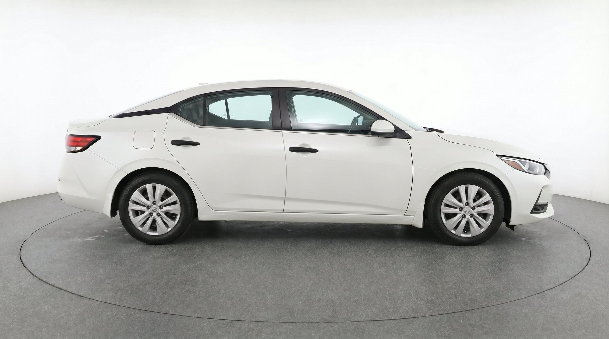 2024 Nissan Sentra S - Photo 11