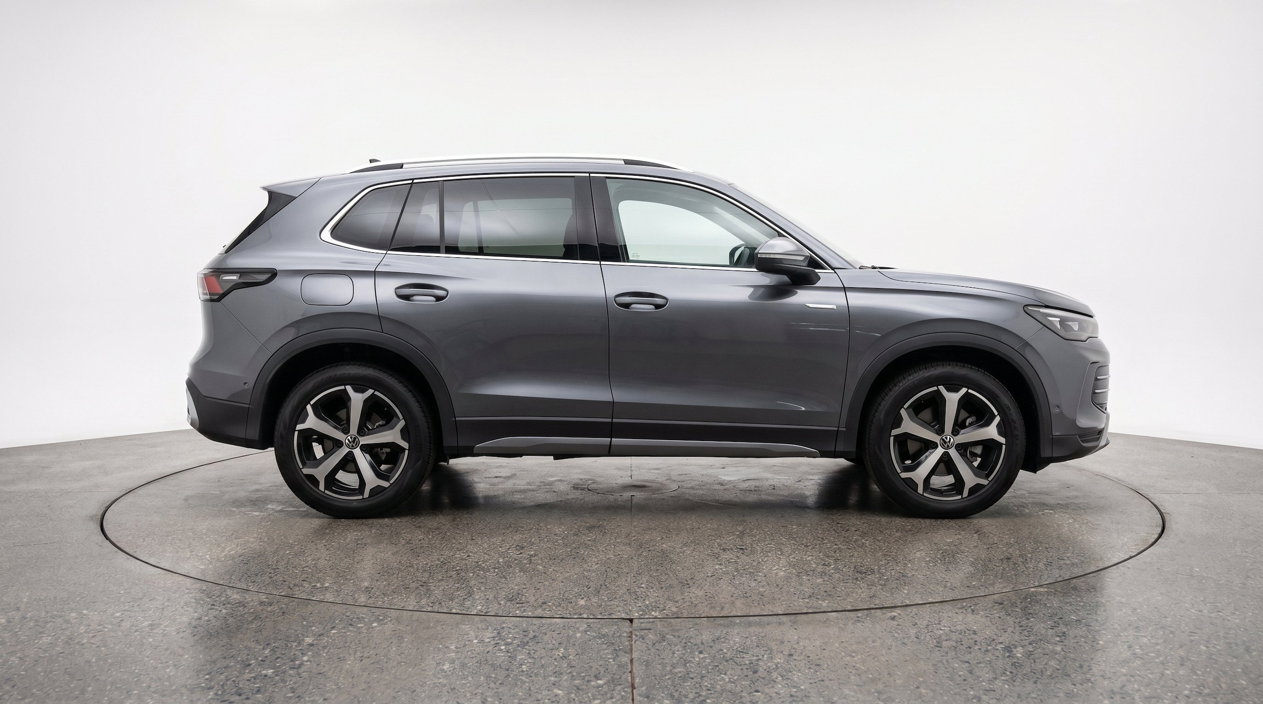 Thumbnail: 2026 Volkswagen Tiguan - 11