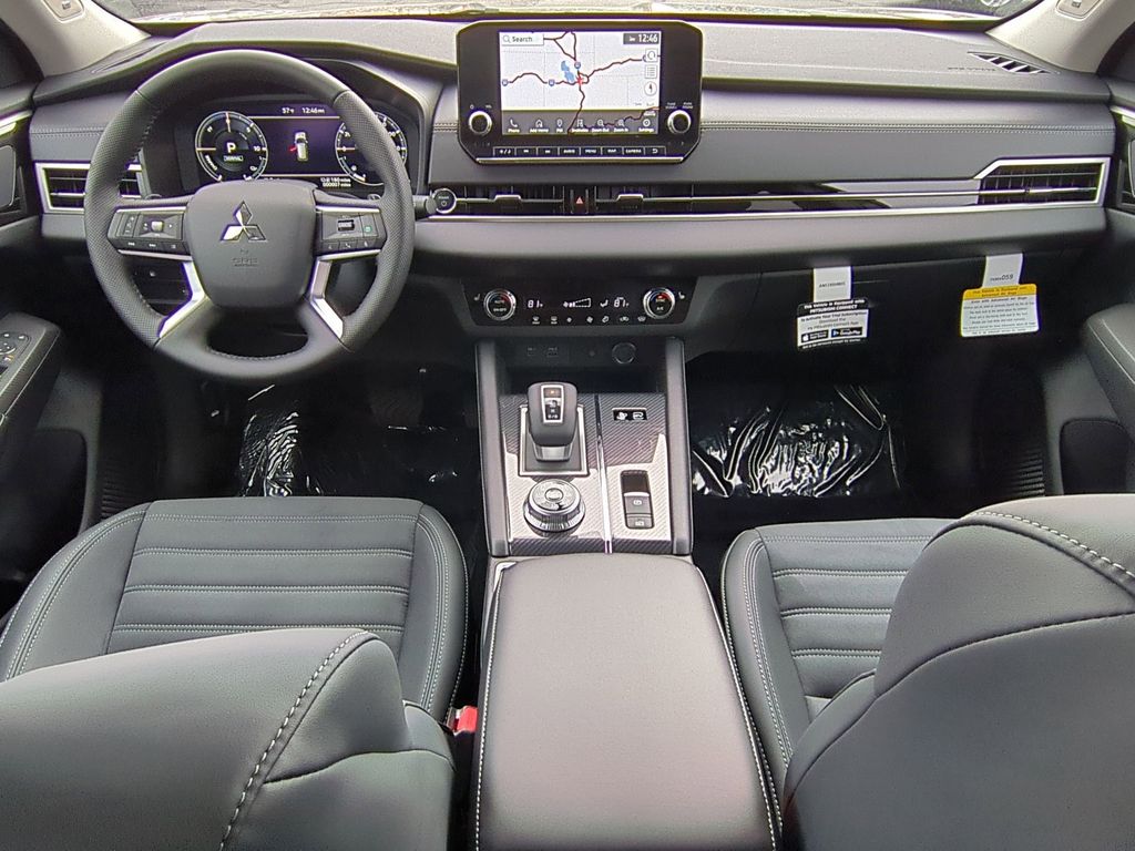 2025 Mitsubishi Outlander Plug-in Hybrid SE - Photo 18