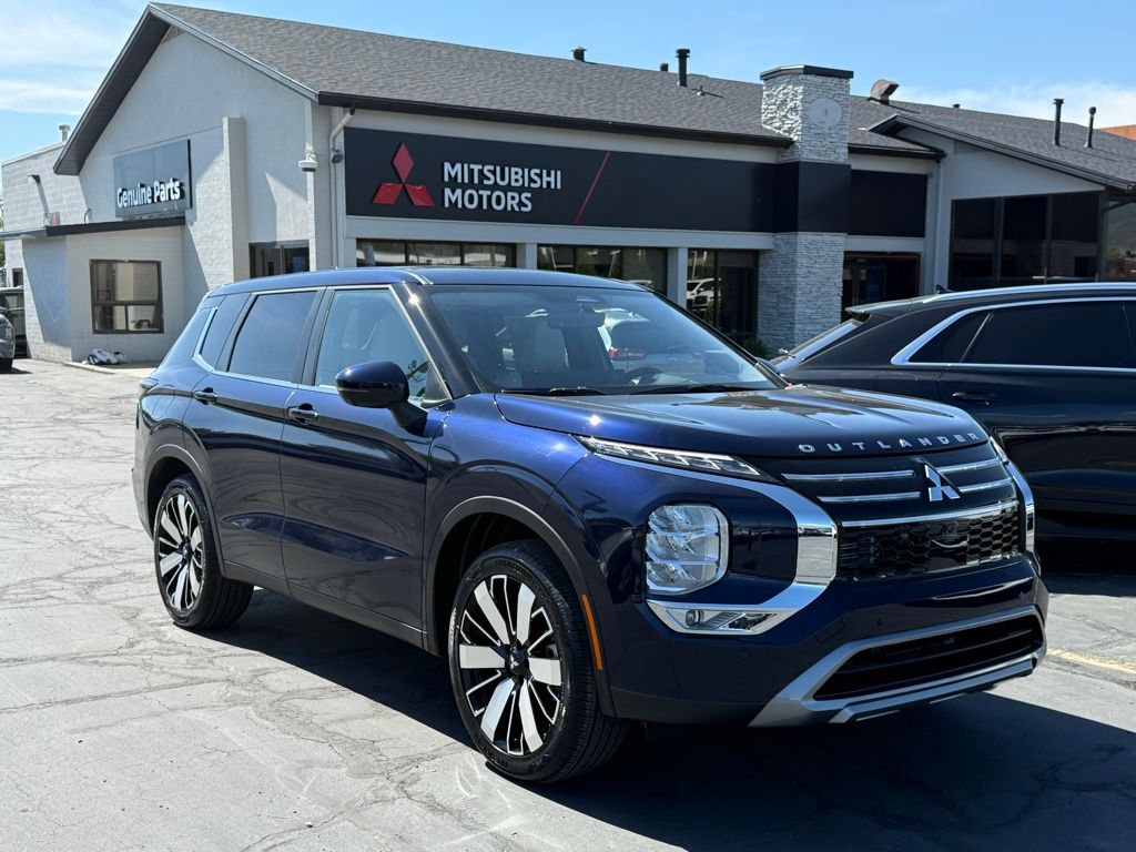 2026 Mitsubishi Outlander SE S-AWC's photo