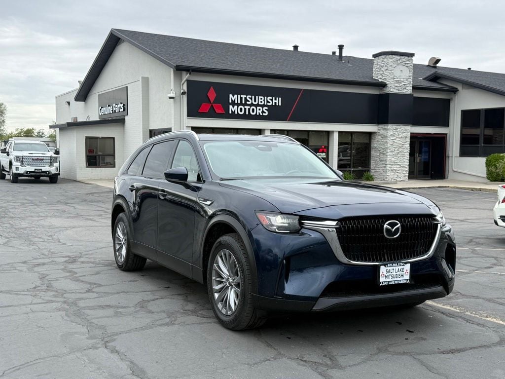 2024 Mazda CX-90 PHEV Preferred Package's photo